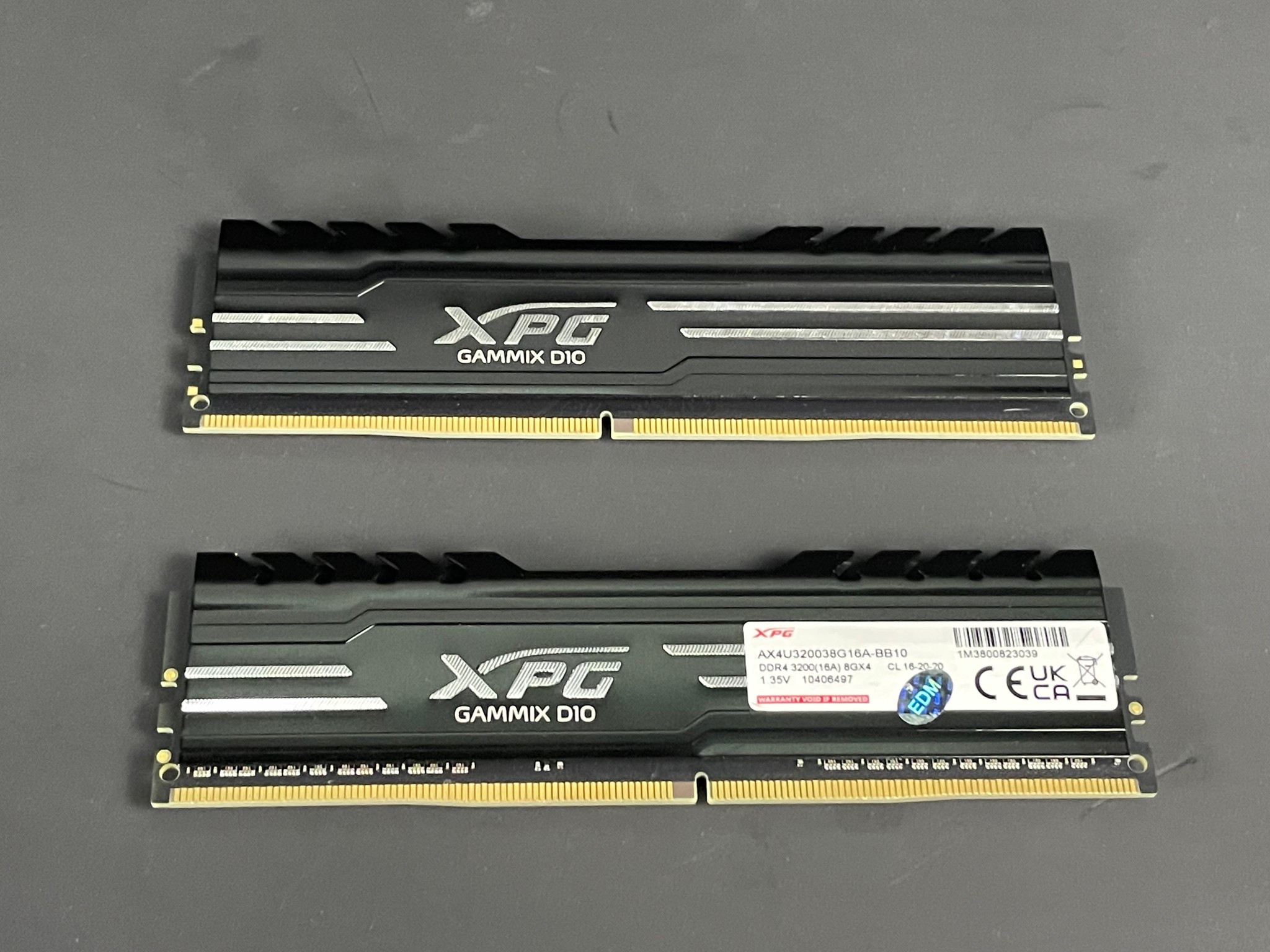 Adata XPG GAMMIX D10 16GB CL16 DDR4 2x8GB 3200MHZ RAM Kit | Free Shipping