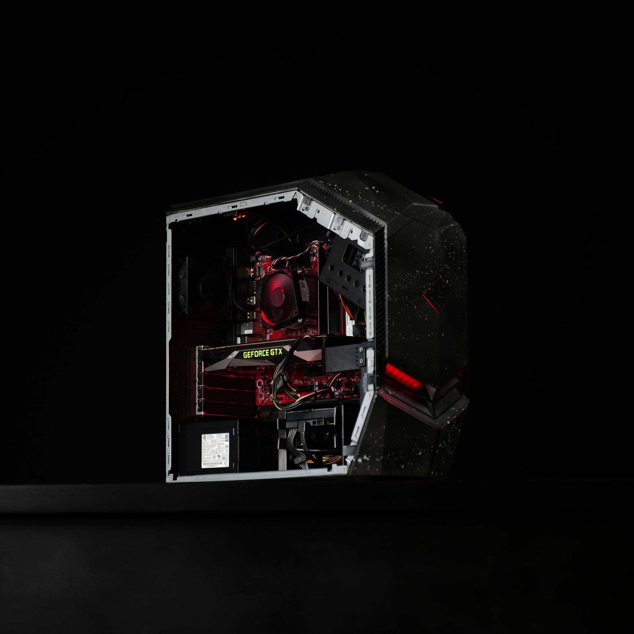 \ BX-00 / GTX 1080 Intel Core i7 8700 16GB 1.3TB Windows 11 Gaming PC Powerhouse