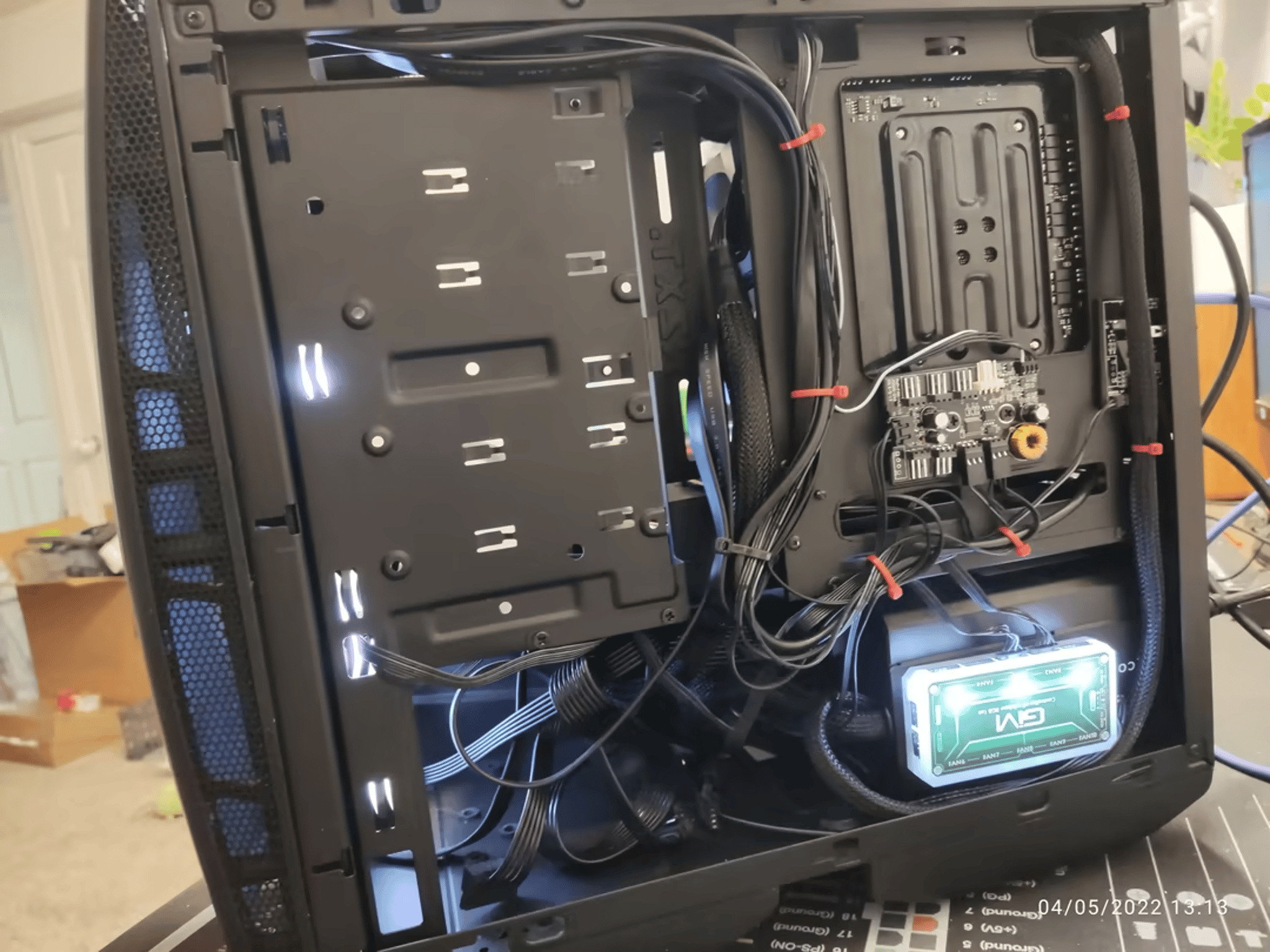 NZXT Manta Ryzen 5 5600X | RX 6600 | 1TB SSD | 16GB Ram | MONSTER Cooling!