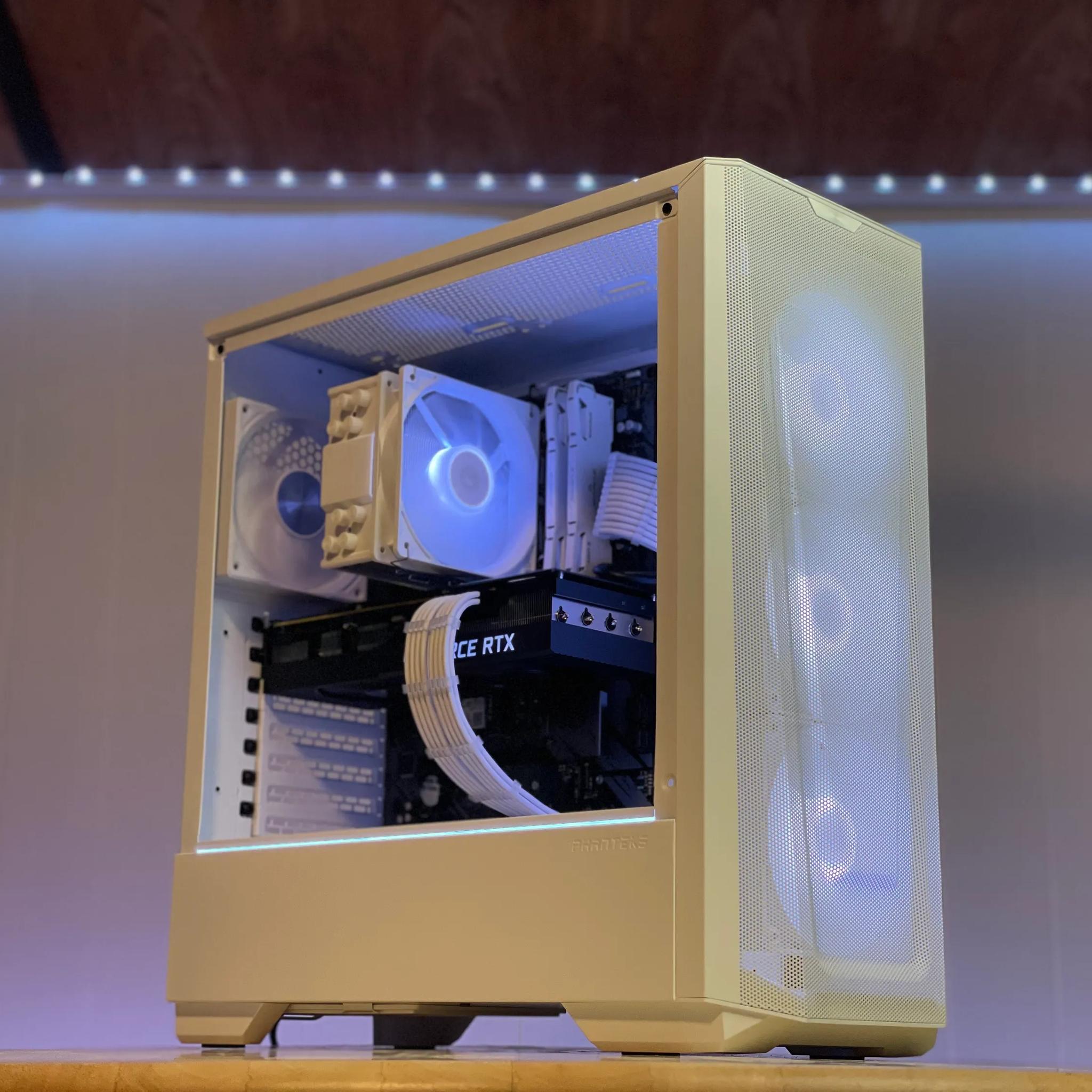 "Snowstorm" (RTX 3080 + Ryzen 7)