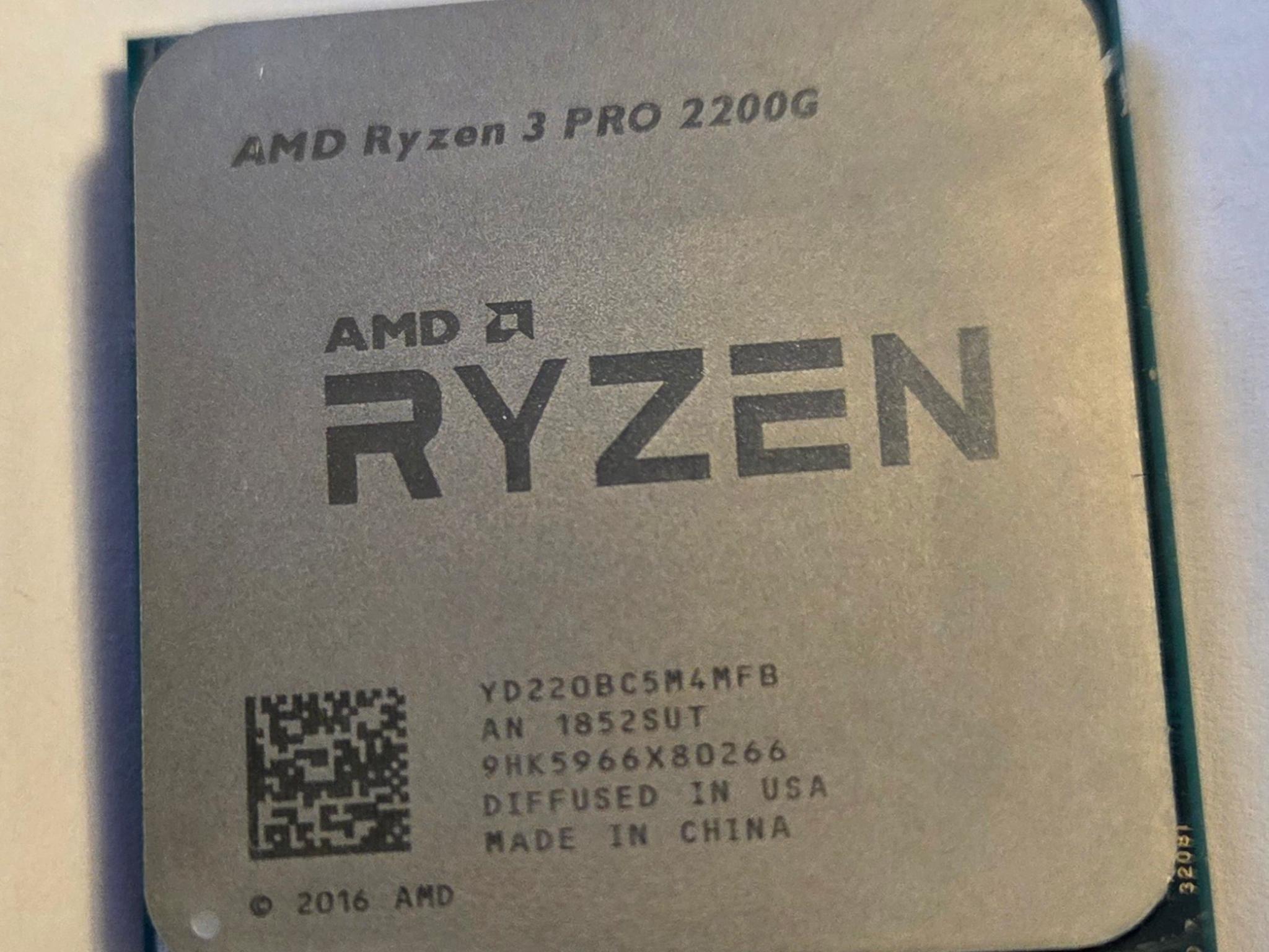 AMD Ryzen 3 Pro 2200g