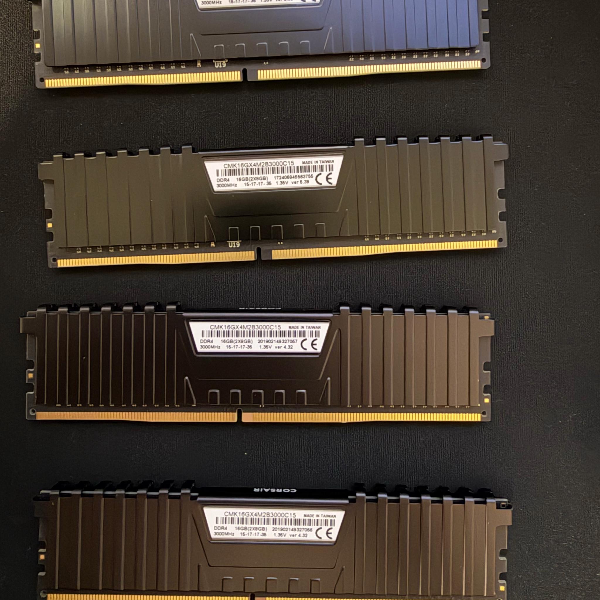 Corsair Vengeance LPX DDR4 32 GB (4x8) 3000 MHz