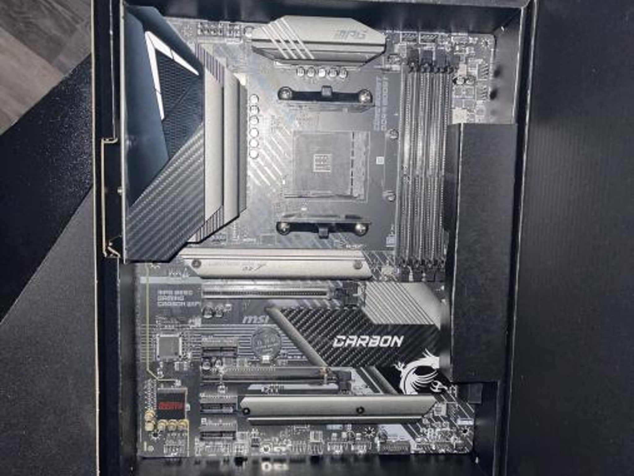 MSI B550 Gaming Carbon WIFI