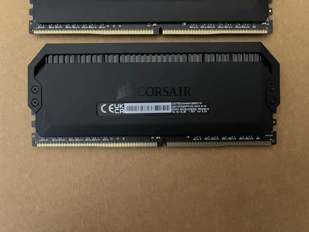 Corsair Dominator Platinum RGB 32GB (4 x 8GB) DDR4 3600MHz CL16