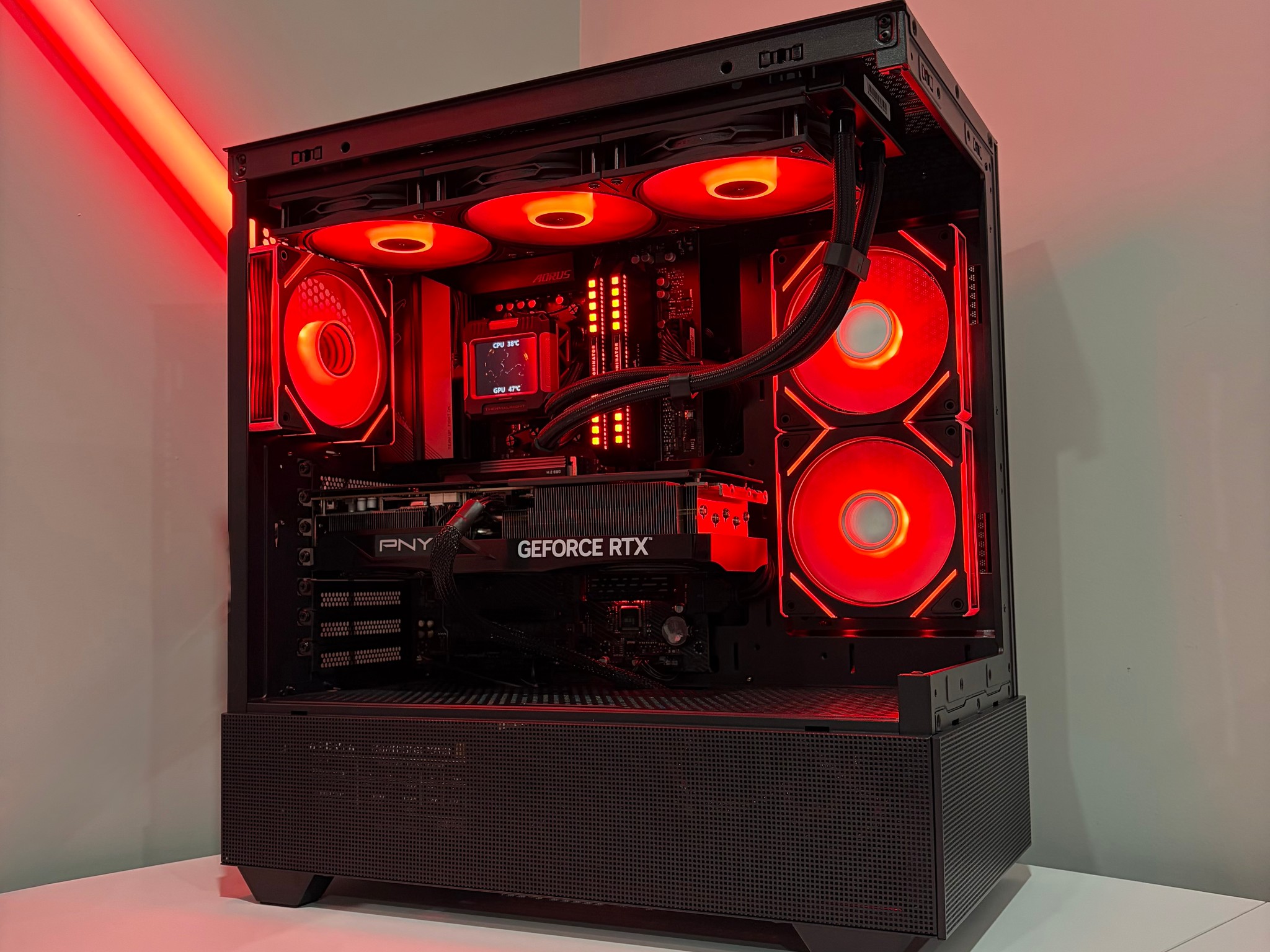 RTX 5070 Ti | Ryzen 7 7800X3D | 32GB DDR5 RAM | 2TB SSD | Gaming PC