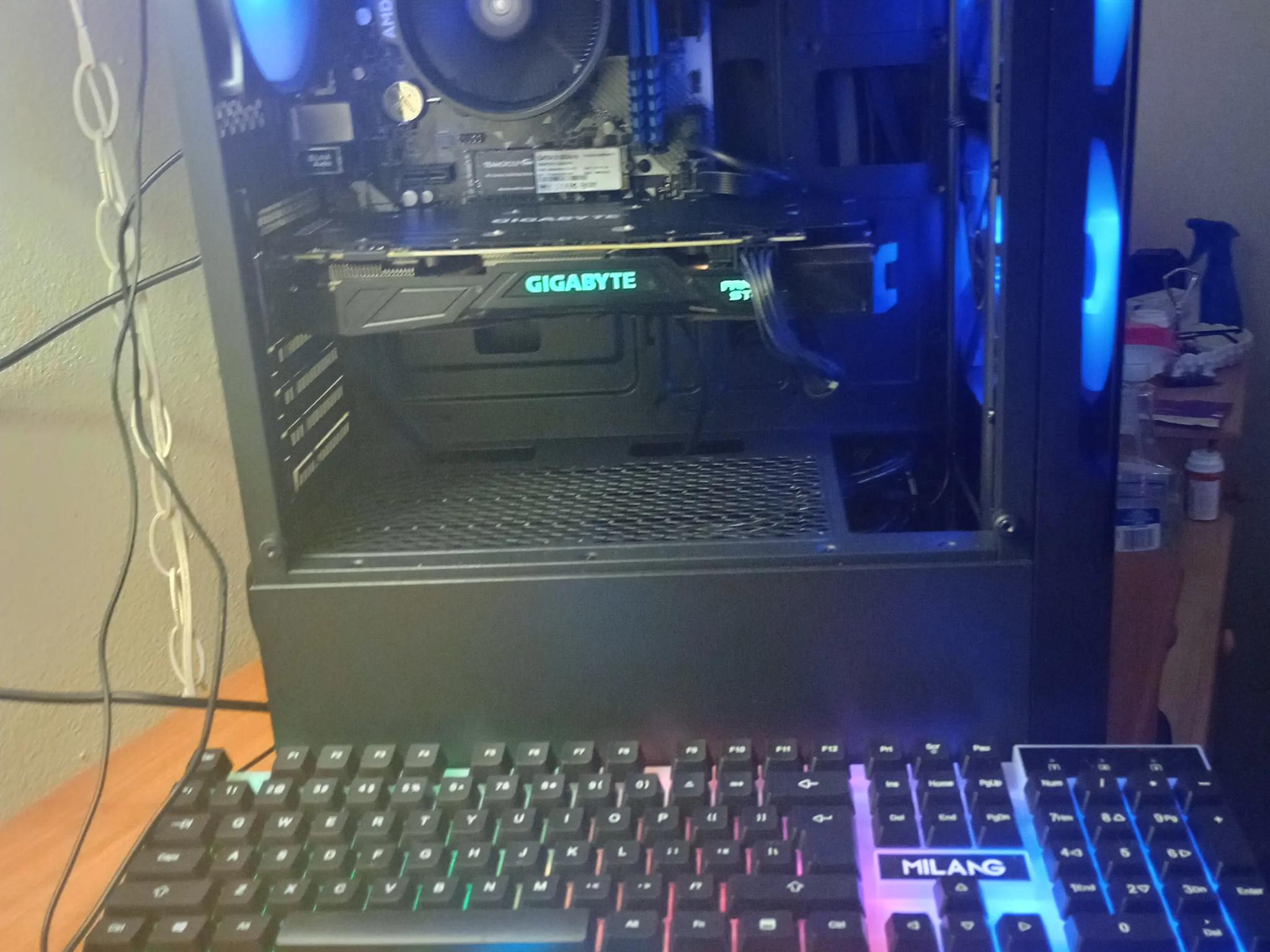 New Ryzen 5 5500, GTX 1070TI, 16GB DDR4 RAM, 512mb M.2 Storage, 500 Watt PSU