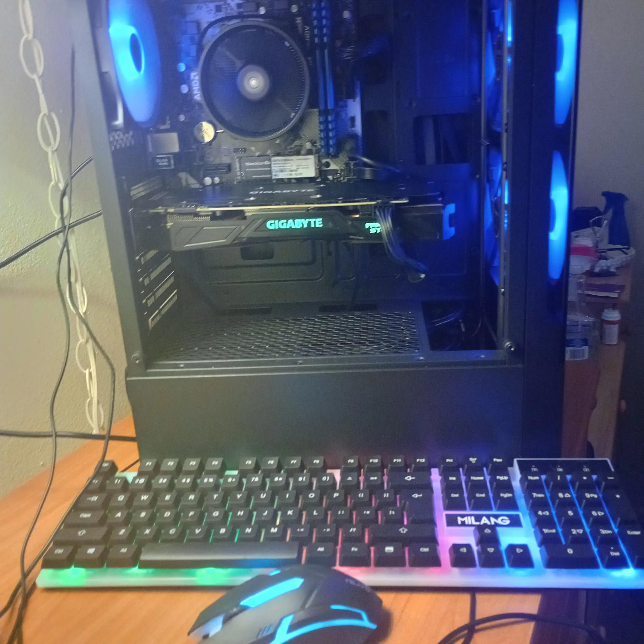 New Ryzen 5 5500, GTX 1070TI, 16GB DDR4 RAM, 512mb M.2 Storage, 500 Watt PSU