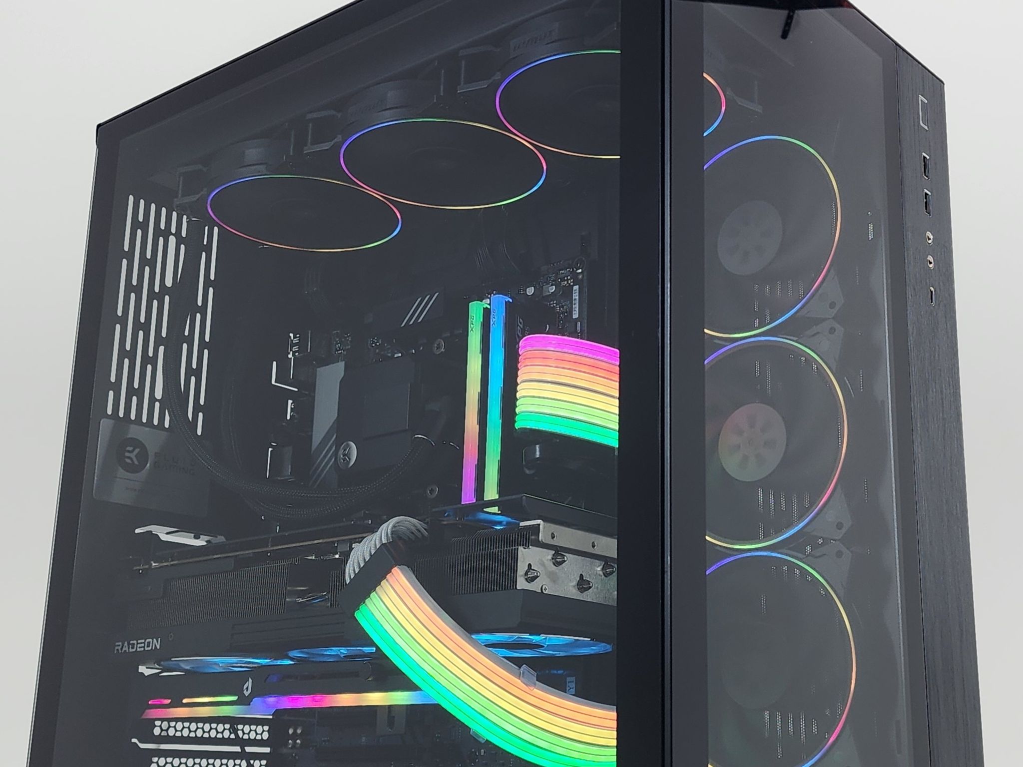 Gaming PC Ryzen 9 7950X 32GB RAM 1TB SSD RX 7900 XTX 24GB Windows 11 Computer