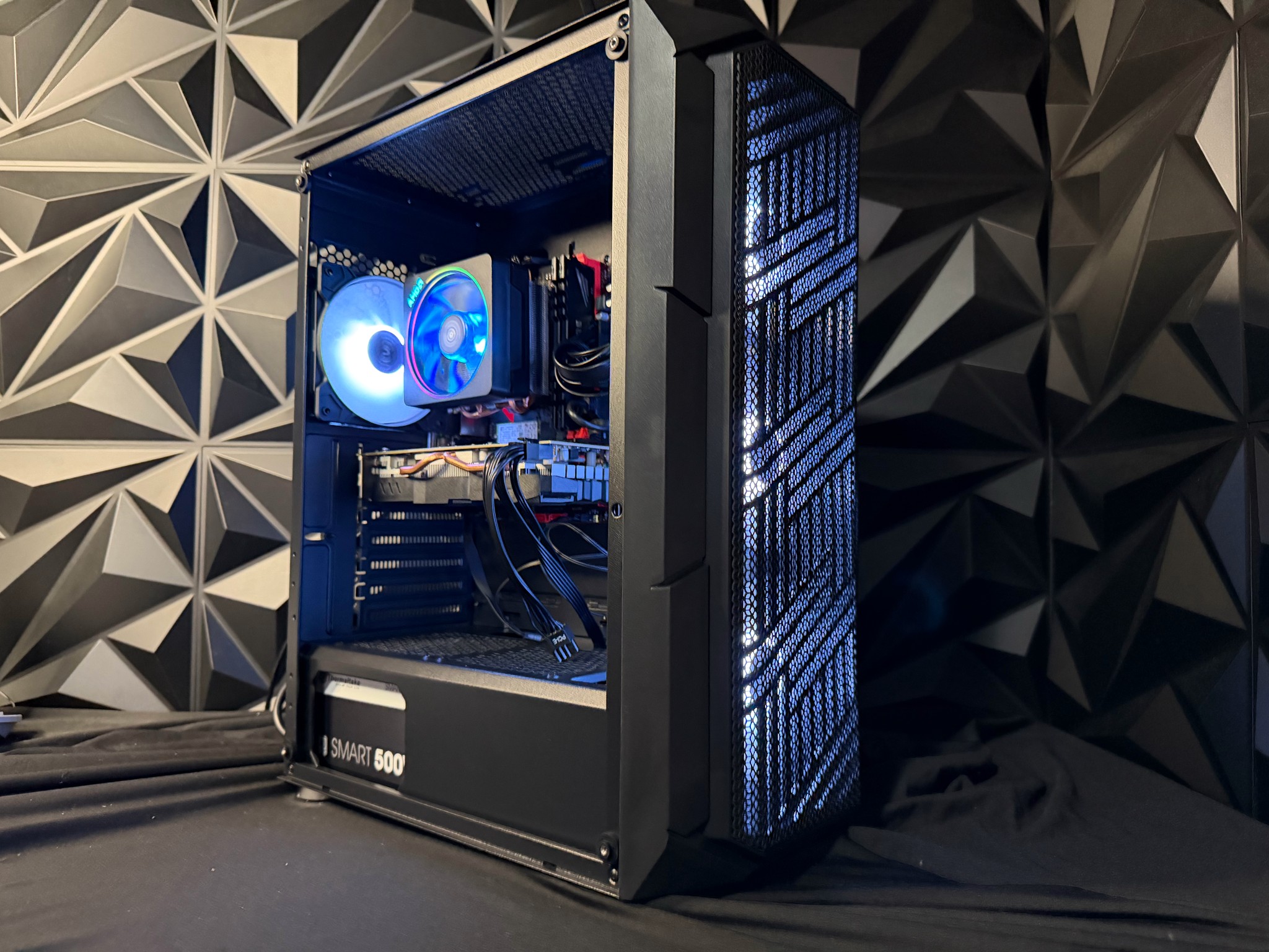 🔥 💸 Budget Baddie 💸 🔥 Ryzen5 3600| RX 580 8 GB | 16 GB DDR4|512 GB  NVMe