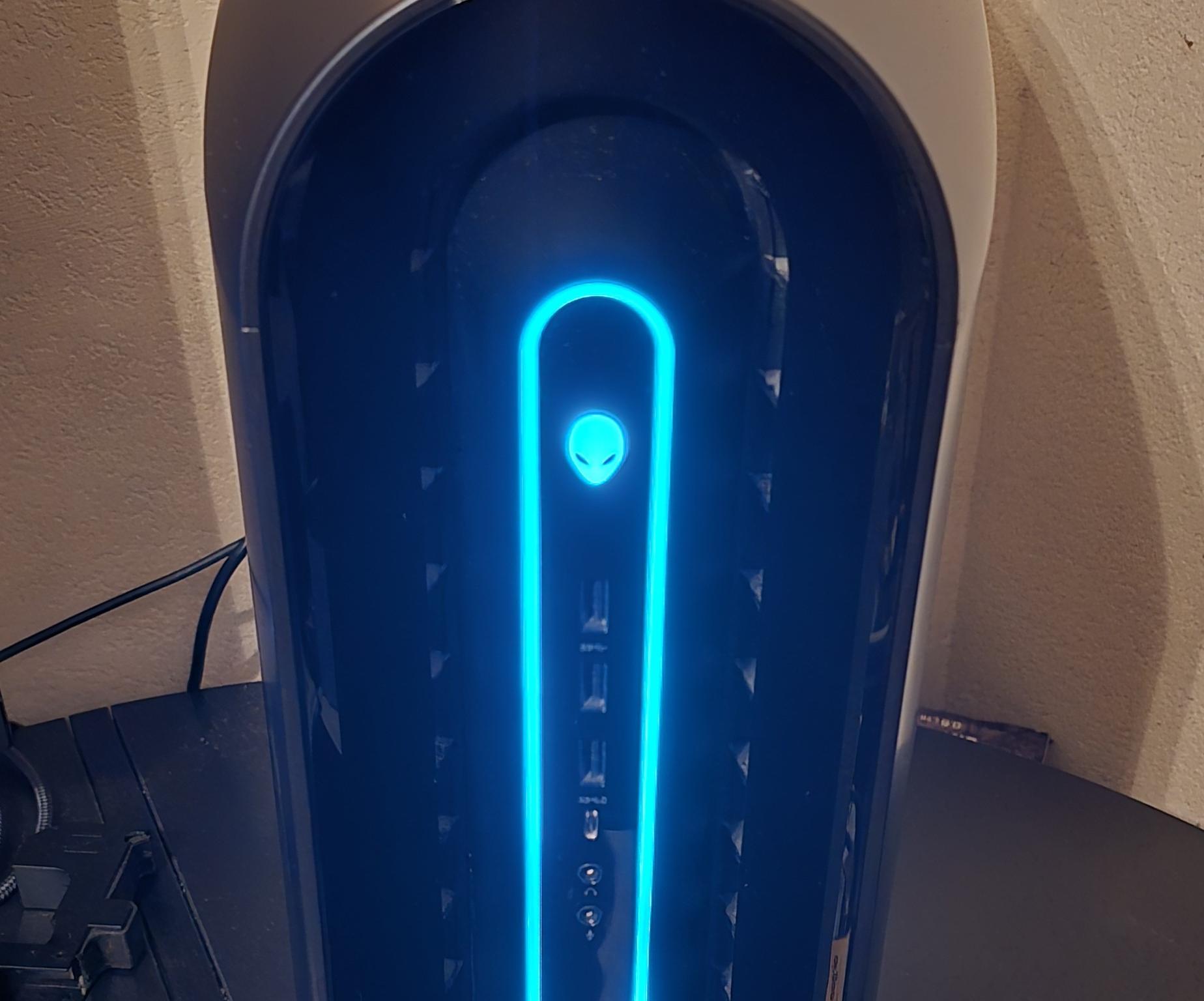 Alienware Aurora R11 Gaming Desktop