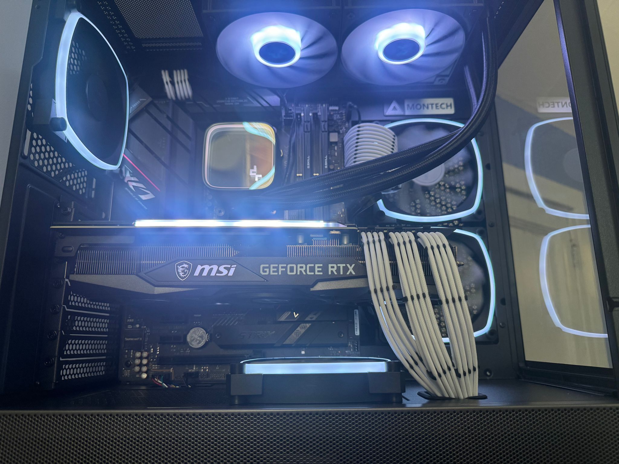 🐼 RTX 3080 | Ryzen 7 7700X | 32GB DDR5