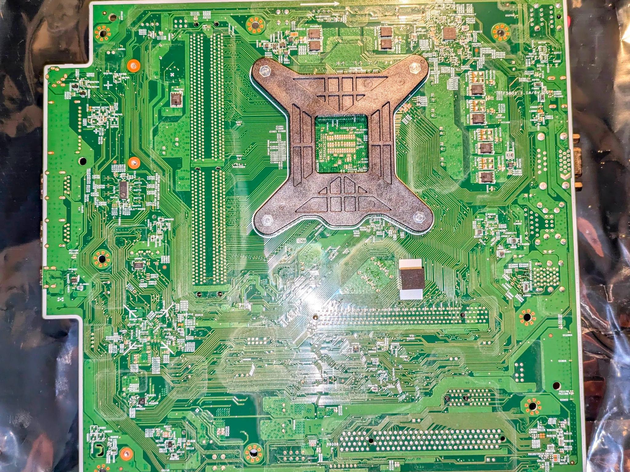 HP Sunflower Motherboard for 1st/2nd Gen Ryzen CPUs (HP Pavilion)