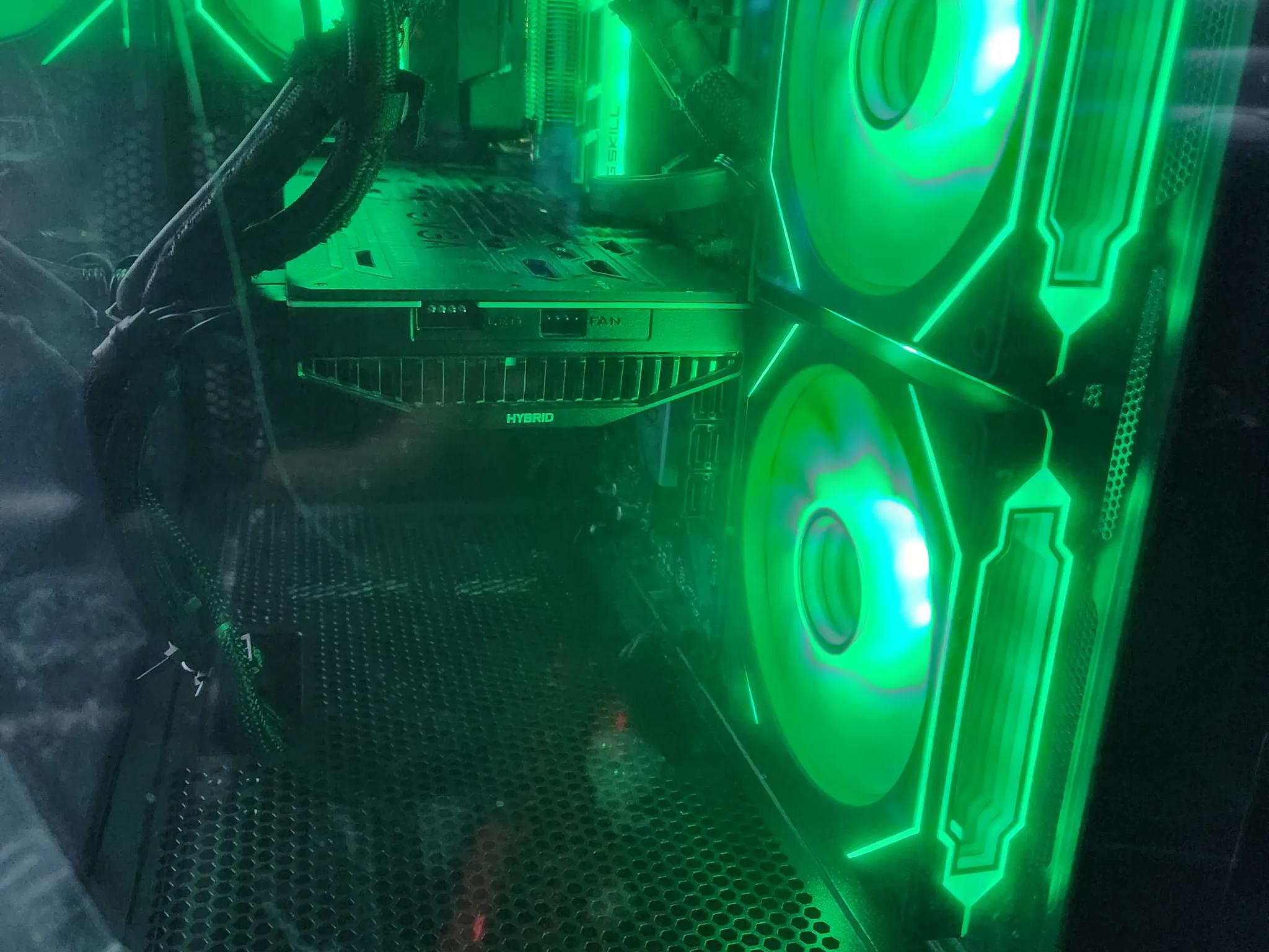 TEAM GEREN RTX 2080TI EVGA hybrid/ Ryzen 5 5600X 1440P gaming pc!