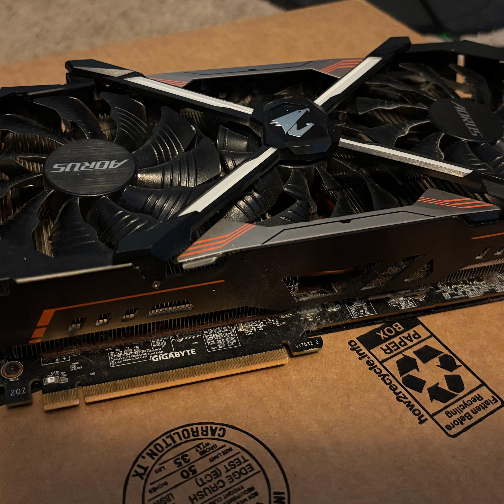 GIGABYTE AORUS XTREME Nvidia GTX 1080 Ti Graphics Card - Used, good condition