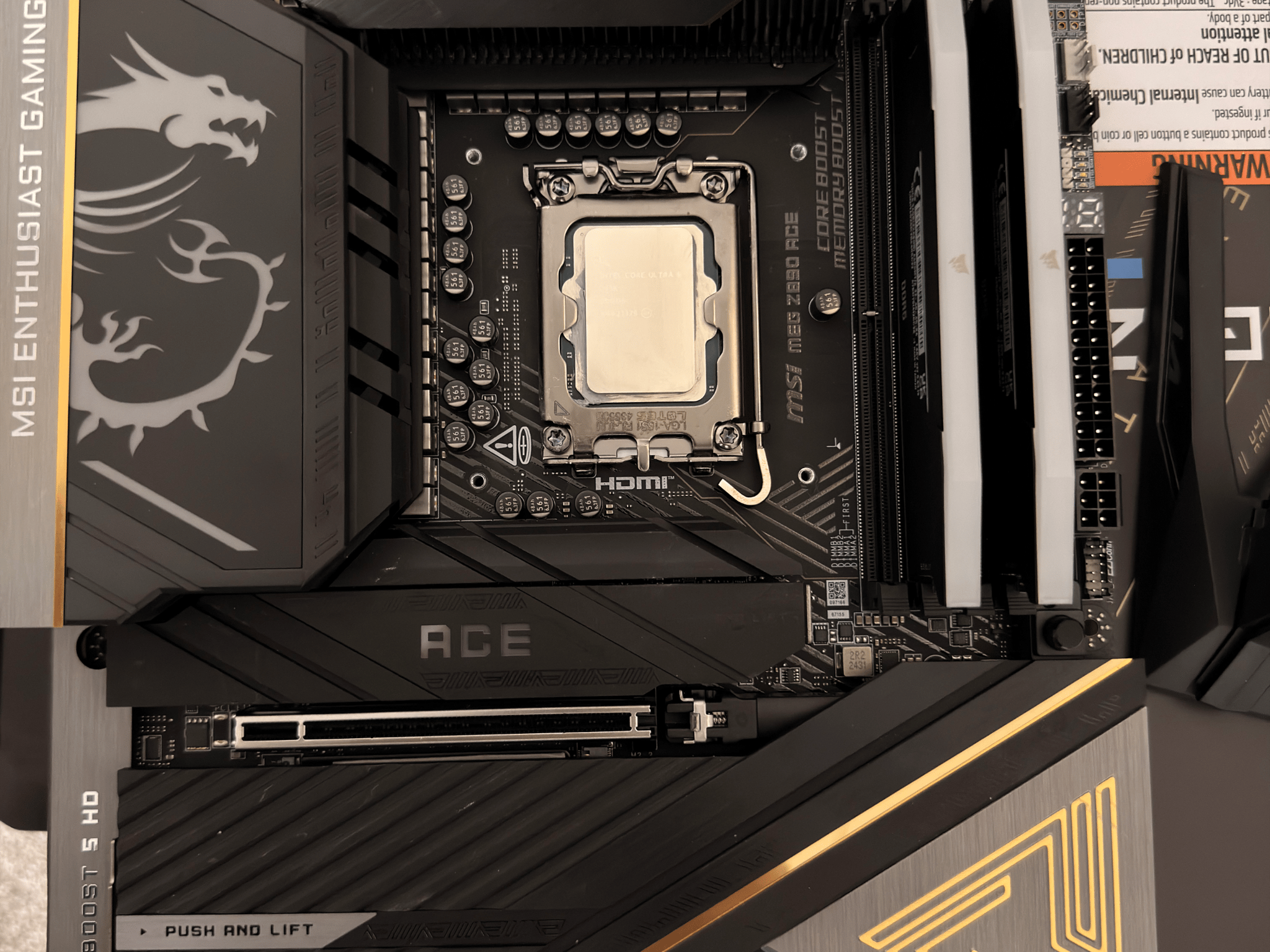 Intel Core Ultra 9 285k, MSI MEG Ace, 96gb DDR5 6400 Corsair