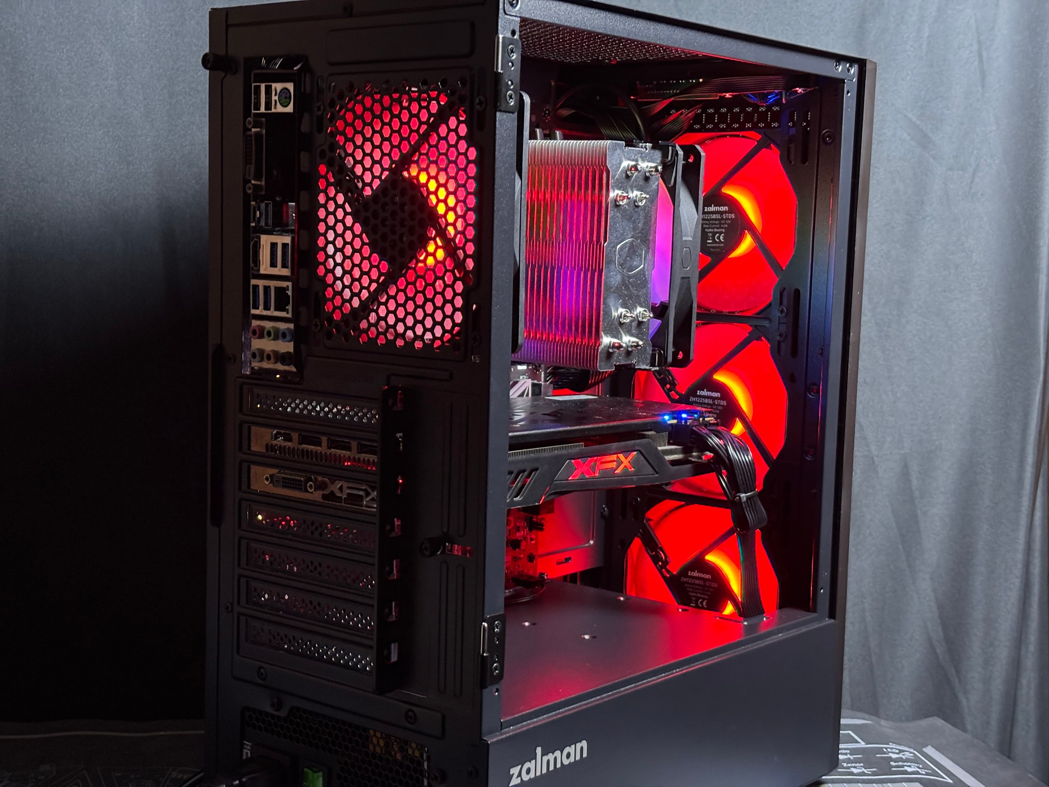 SWEET BEGINNER PC💥Intel I7 7700K | RX 580 8GB | 16gb DDR4 | 256GB M.2 SSD | 1TB HDD💥
