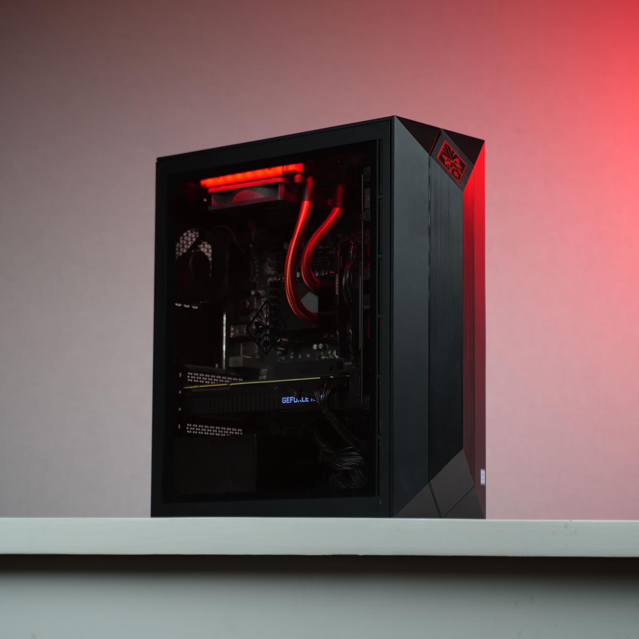 “OMNFORM REDv2” RTX 2070 Super Intel Core i7 9700K 16GB 1TB Windows 11 Pro Gaming PC