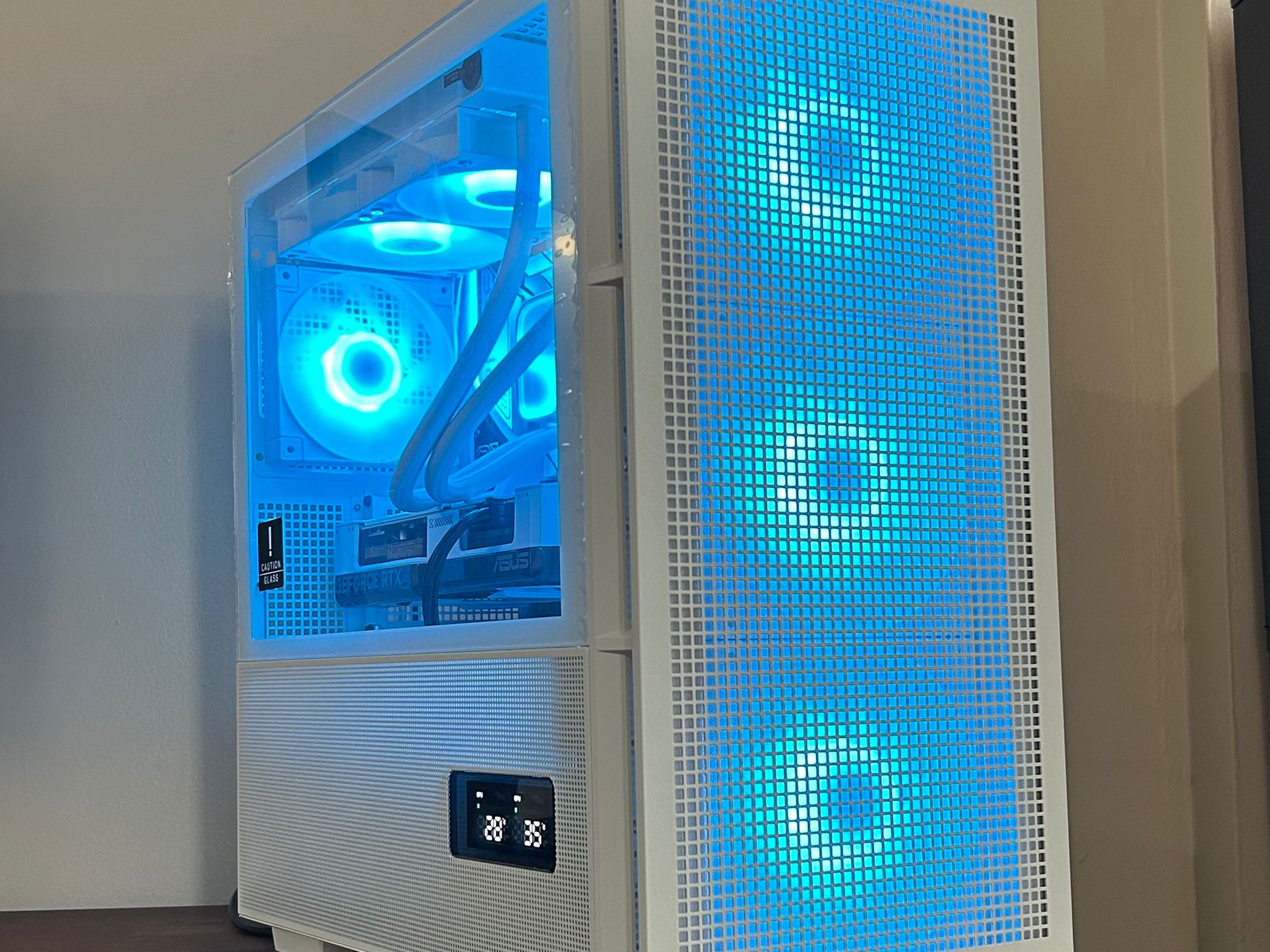 RTX 4070 | Intel i5 12600K | 32GB DDR5 | The Starfield 01