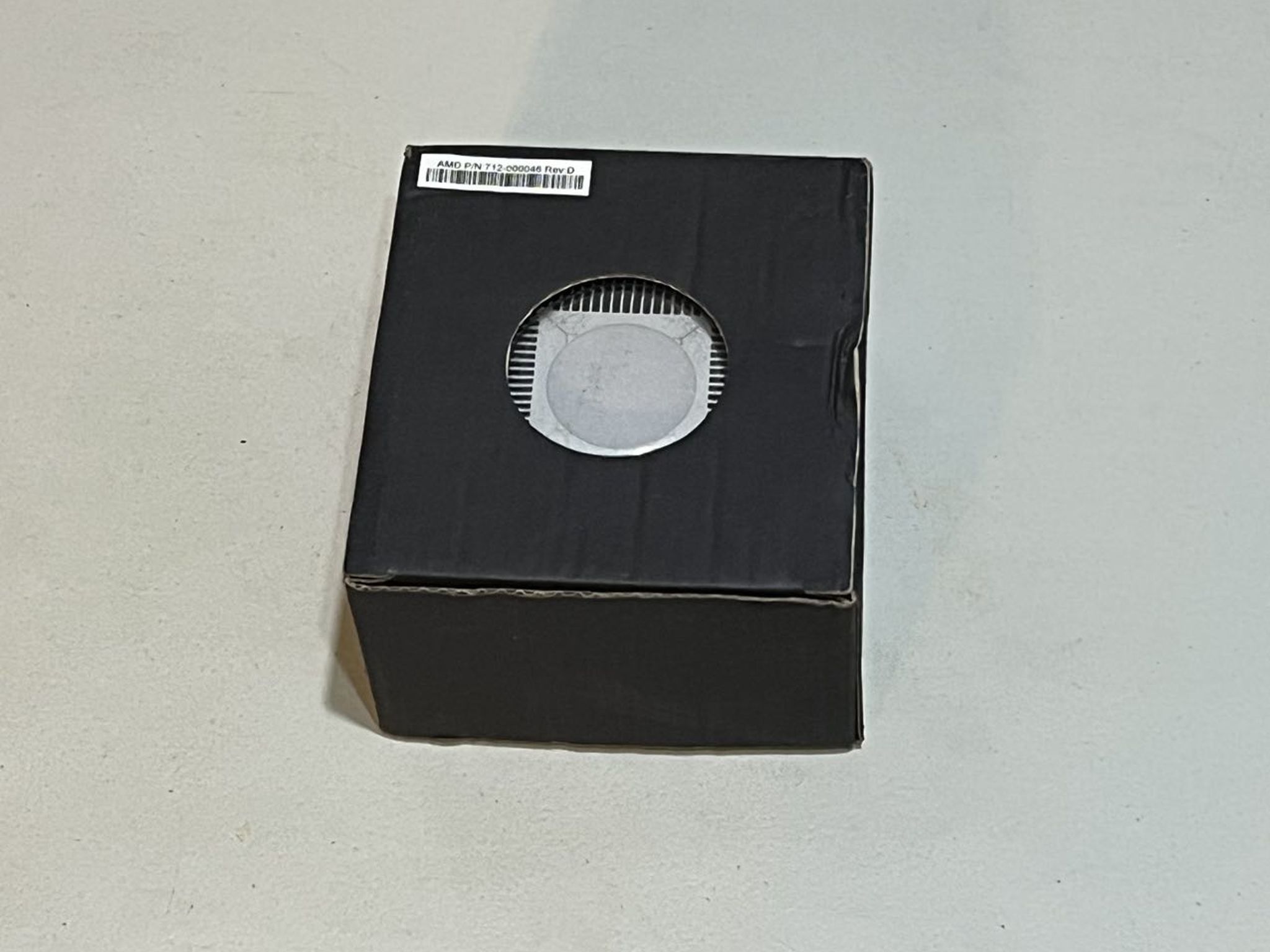 Brand New AMD Wraith Stealth Cooler Free Shipping ! !