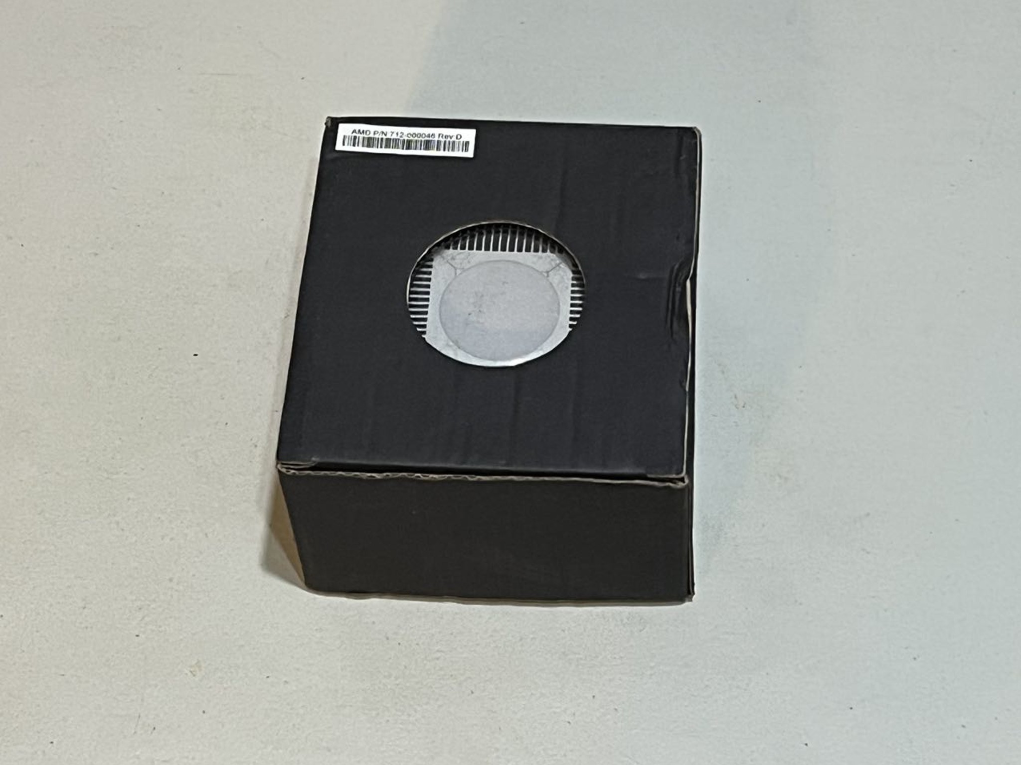 Brand New AMD Wraith Stealth Cooler Free Shipping ! !