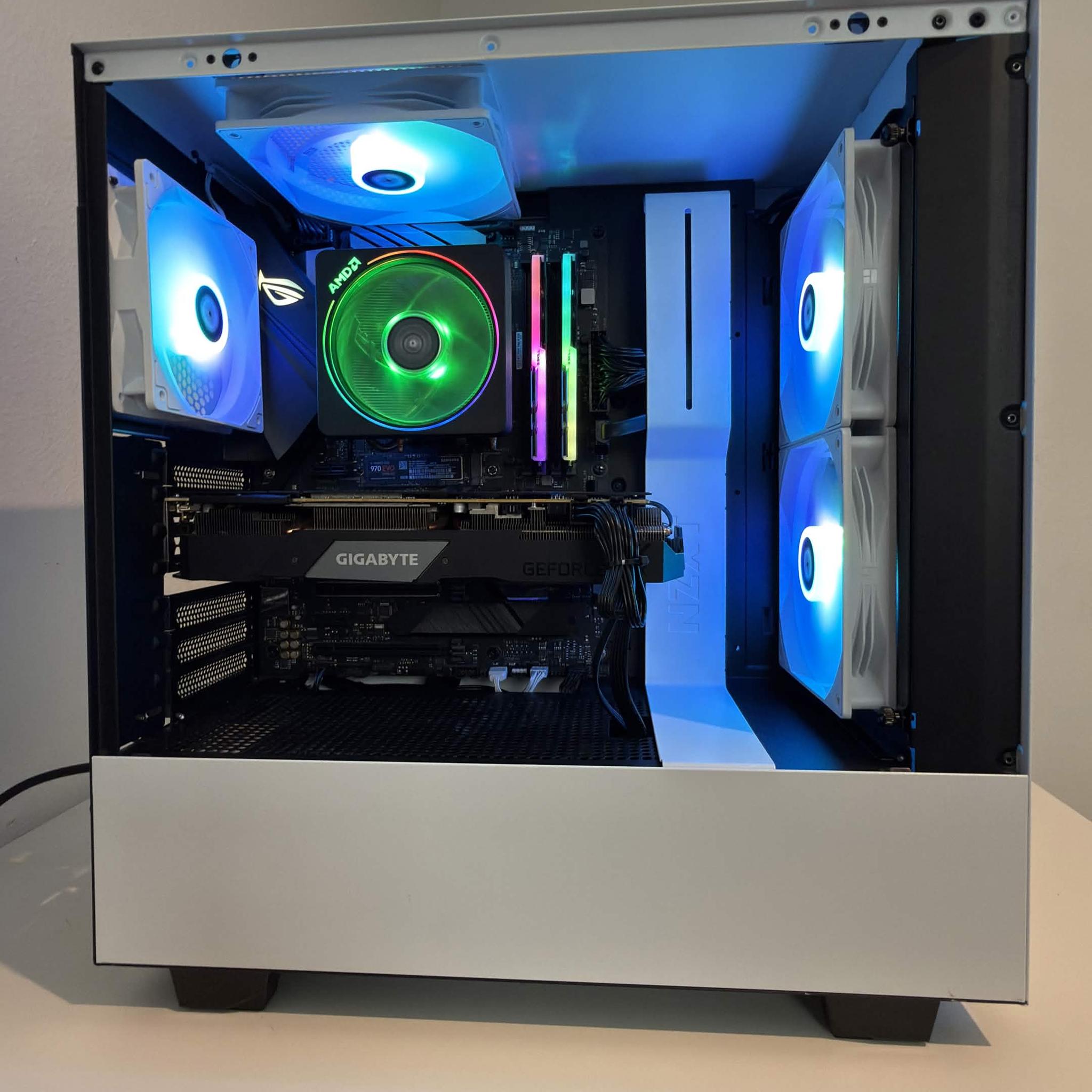 GeForce RTX 2070 Super Custom Gaming PC - Ryzen 7 3700X