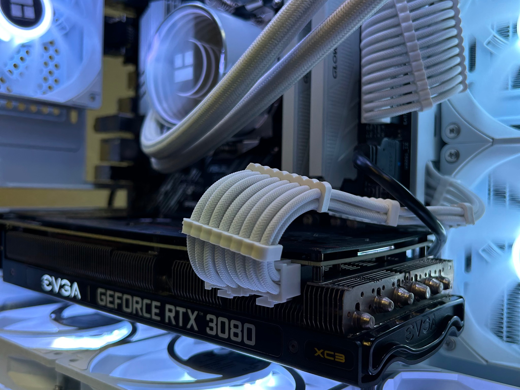 EVGA RTX 3080 | Ryzen 7 5800X | 32GB 3200Mhz | 1TB NVME