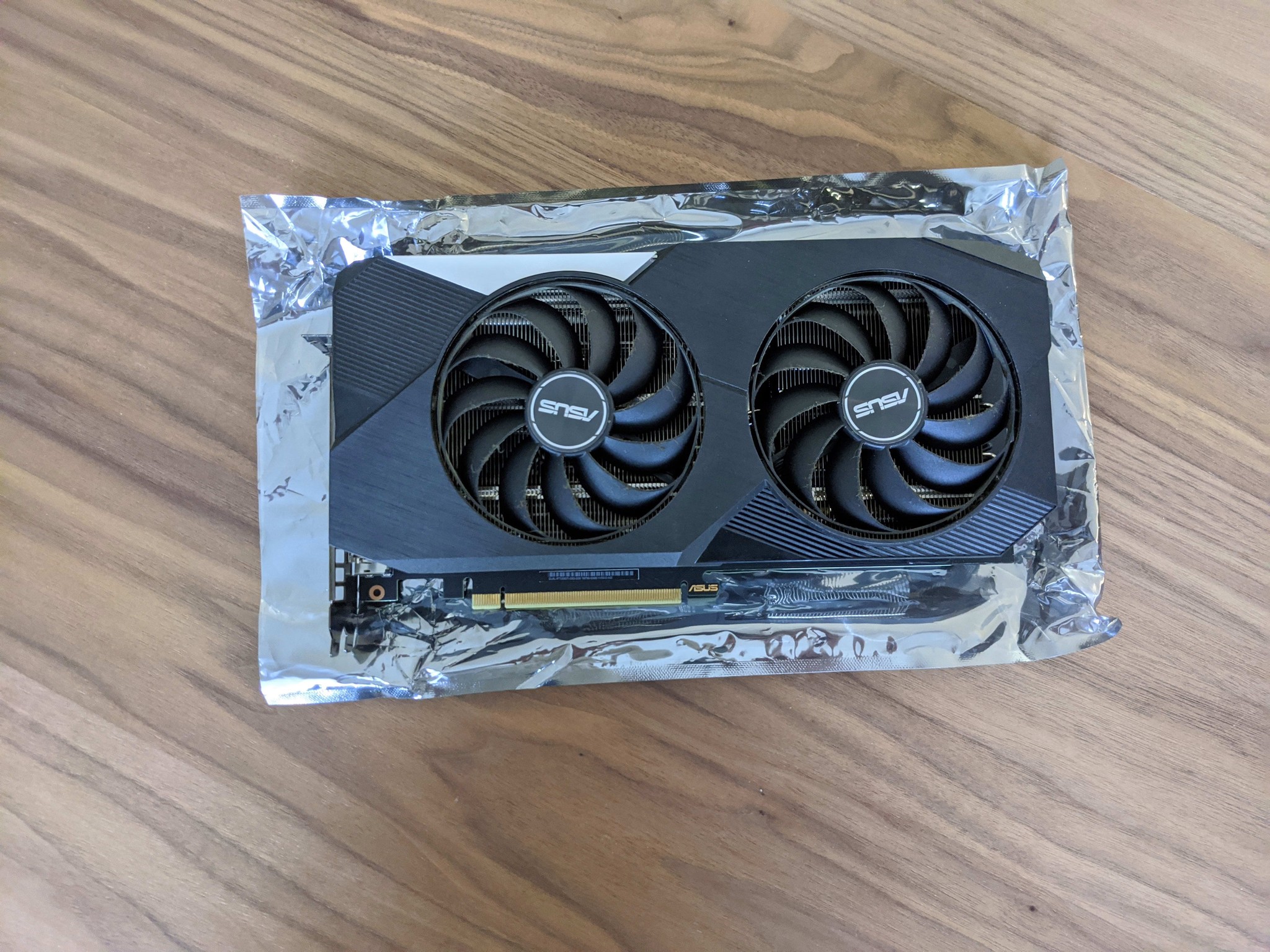 ASUS RTX 3060ti - DUAL-RTX3060TI-08G