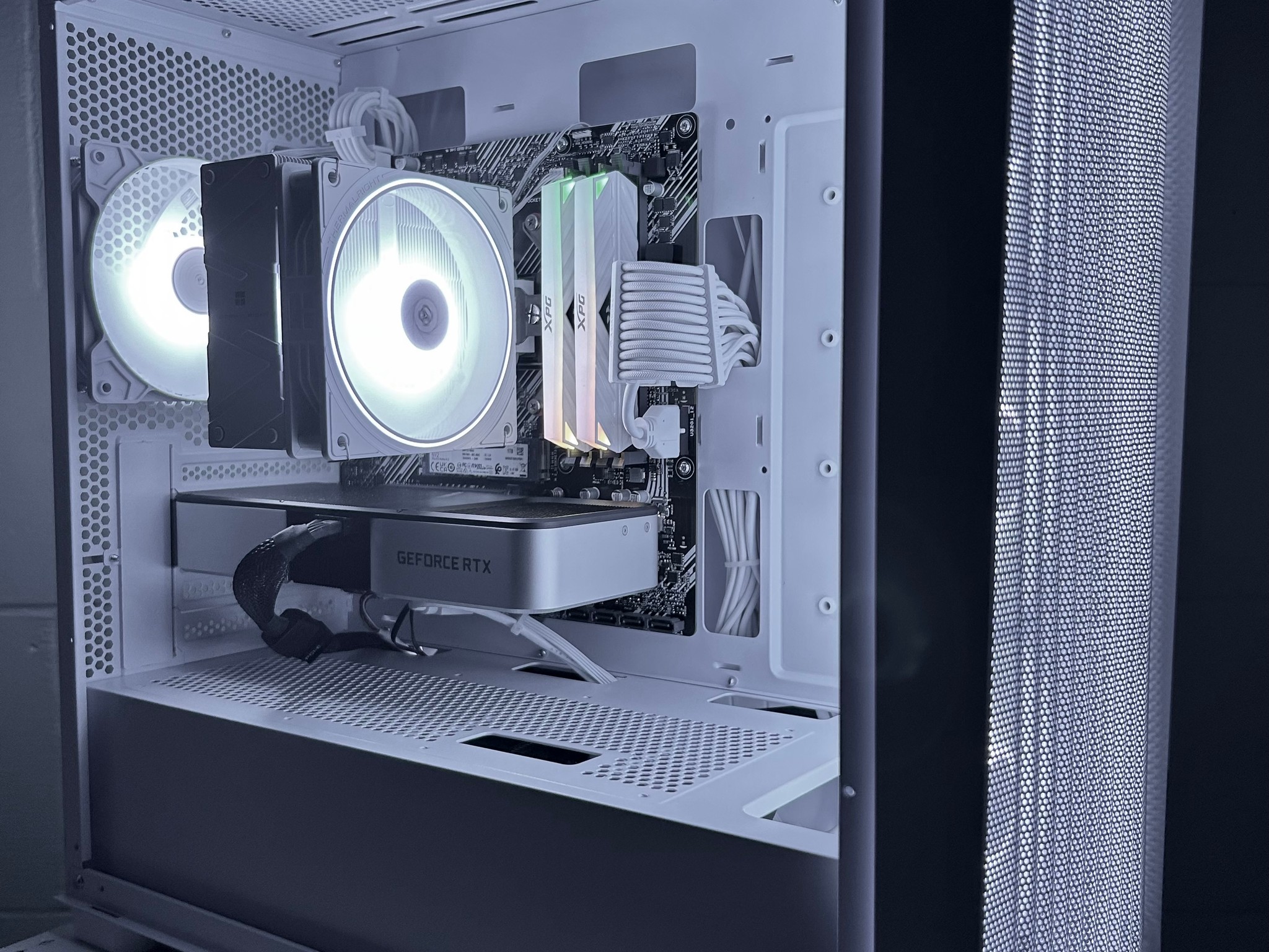 CLEAN Whiteout 1080p Gaming PC | RTX 3060 Ti | Ryzen 5 5500 | 16GB RAM | 1TB NVME SSD