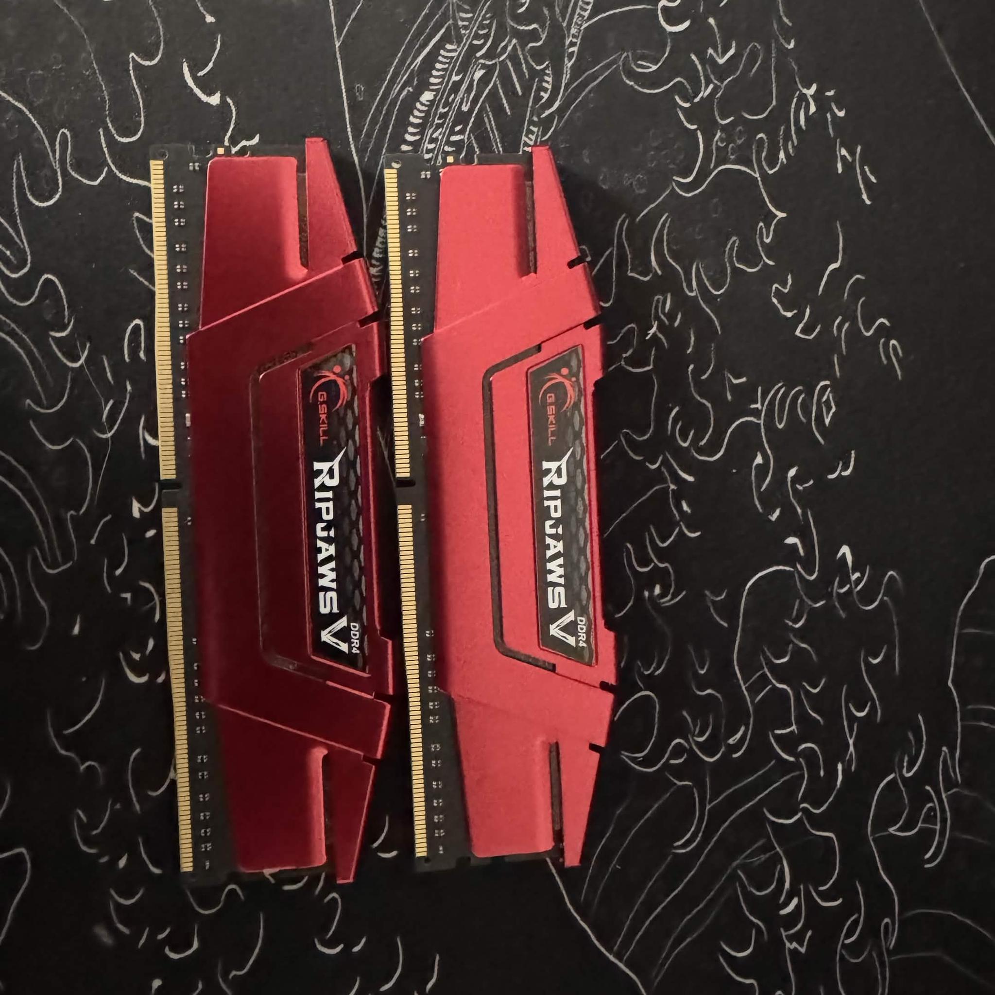 G.Skill Ripjaws V 32GB DDR4 RAM Kit (2x16GB)