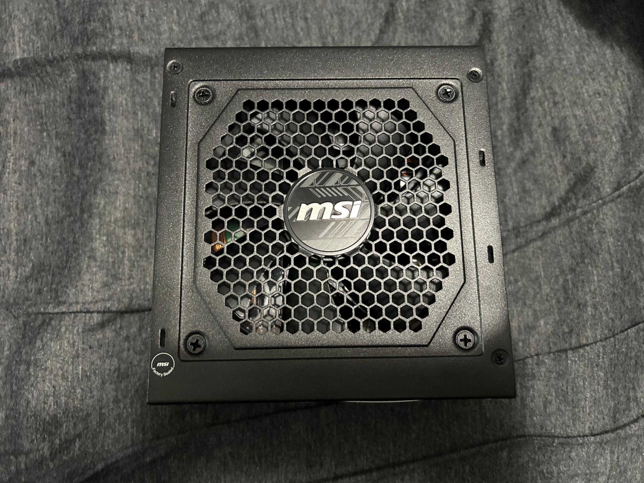 850W MSI MAG A850GL with custom cables!