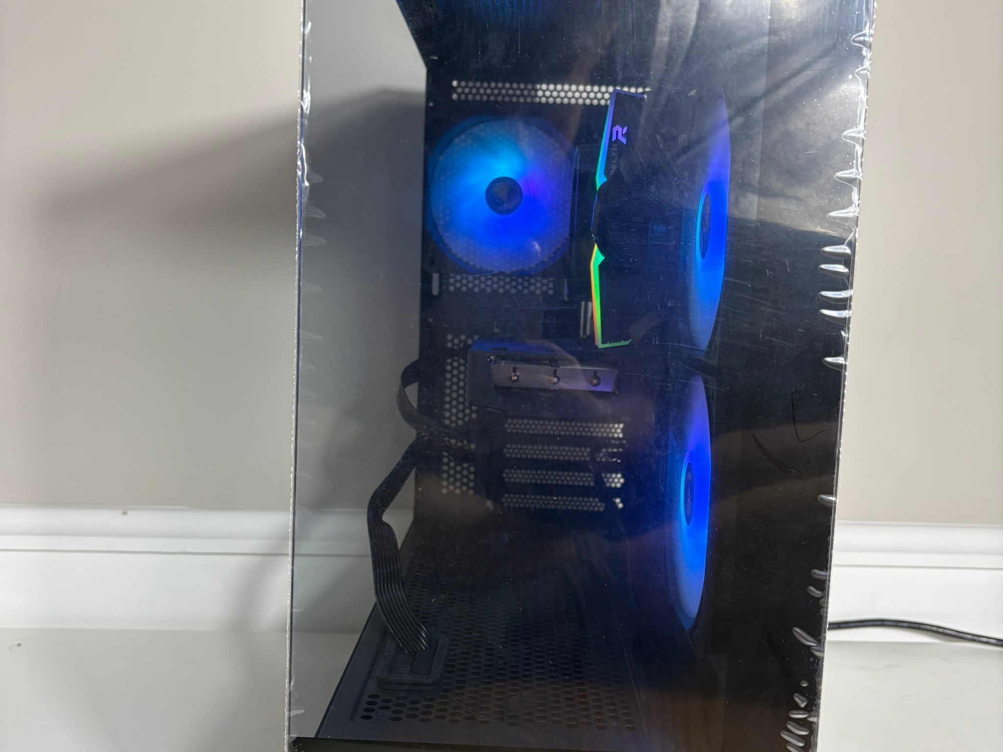 Ember Gaming PC - Ryzen 5 5500, RTX 5060 8GB, 512GB SSD, 16GB Ram