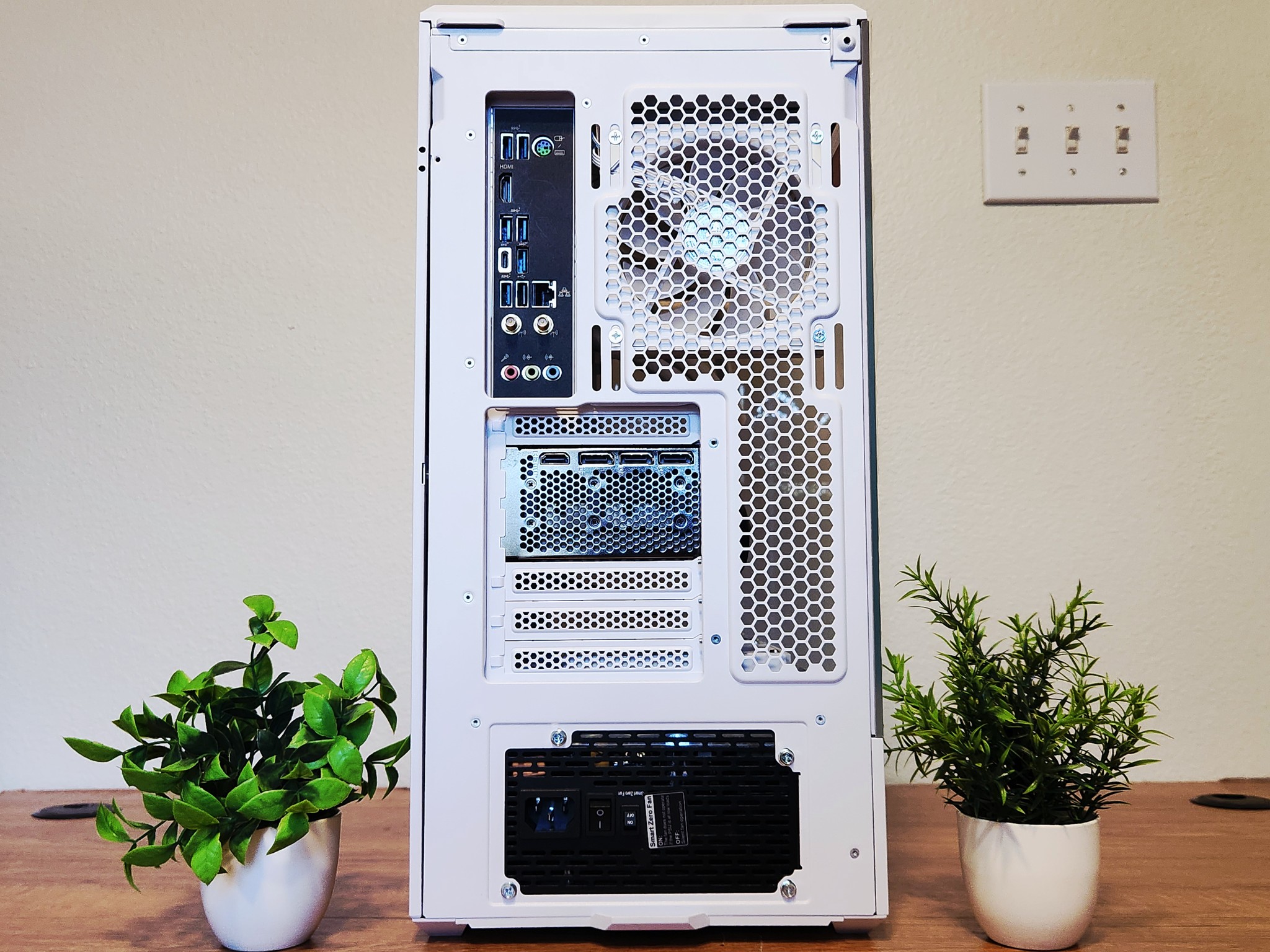 ❄️Arctic Sentinel❄️ | RTX 4070 Ti SUPER | I9-13900KF | 32GB DDR5 | 2TB M.2 | 1200W |WINDOWS 11 PRO