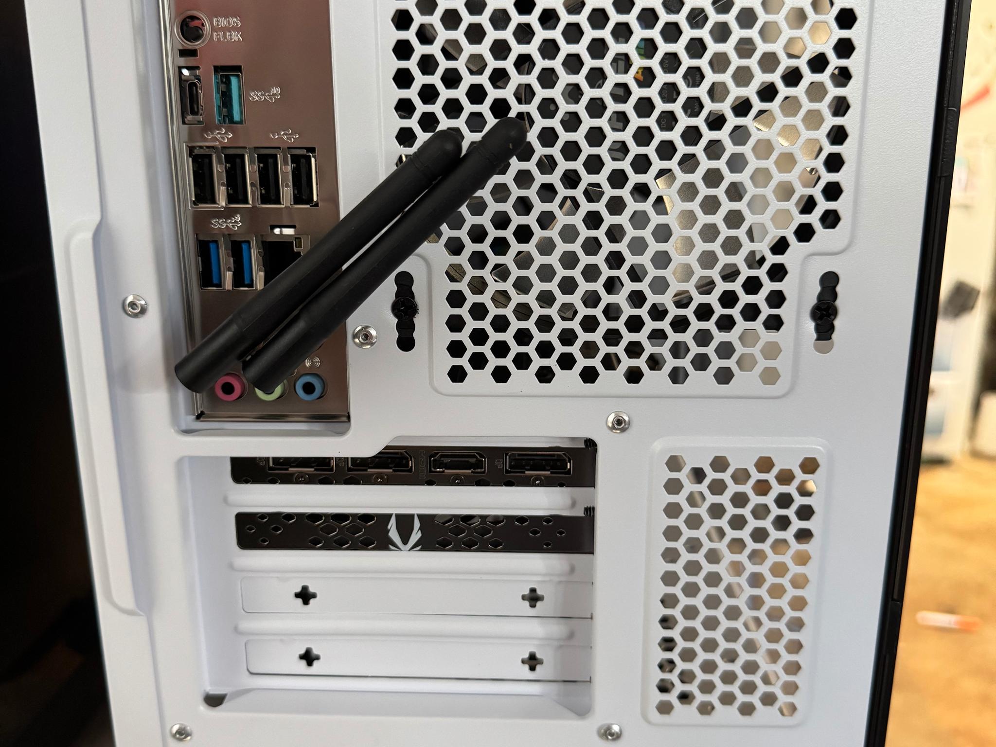 Gaming PC RTX 4060 Ryzen 7600 DDR5 read* no ram or nvme