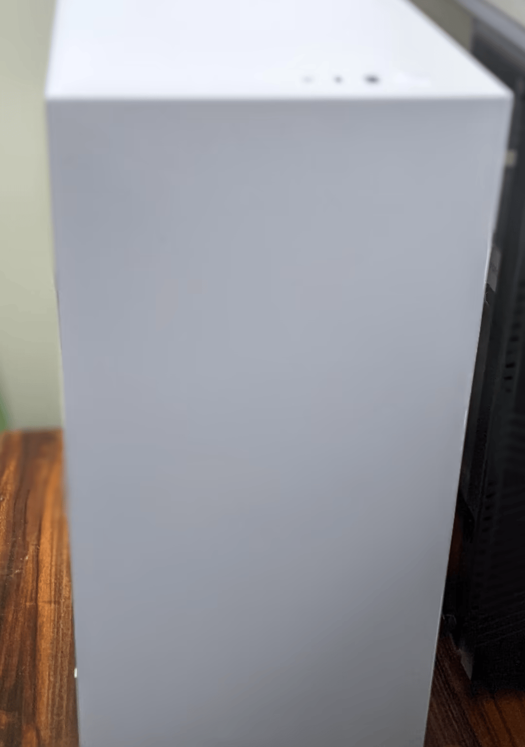 Solid Entry Level Gaming PC: i5-11400F, GTX 1080, 16GB RAM, Black White & Silver, RGB