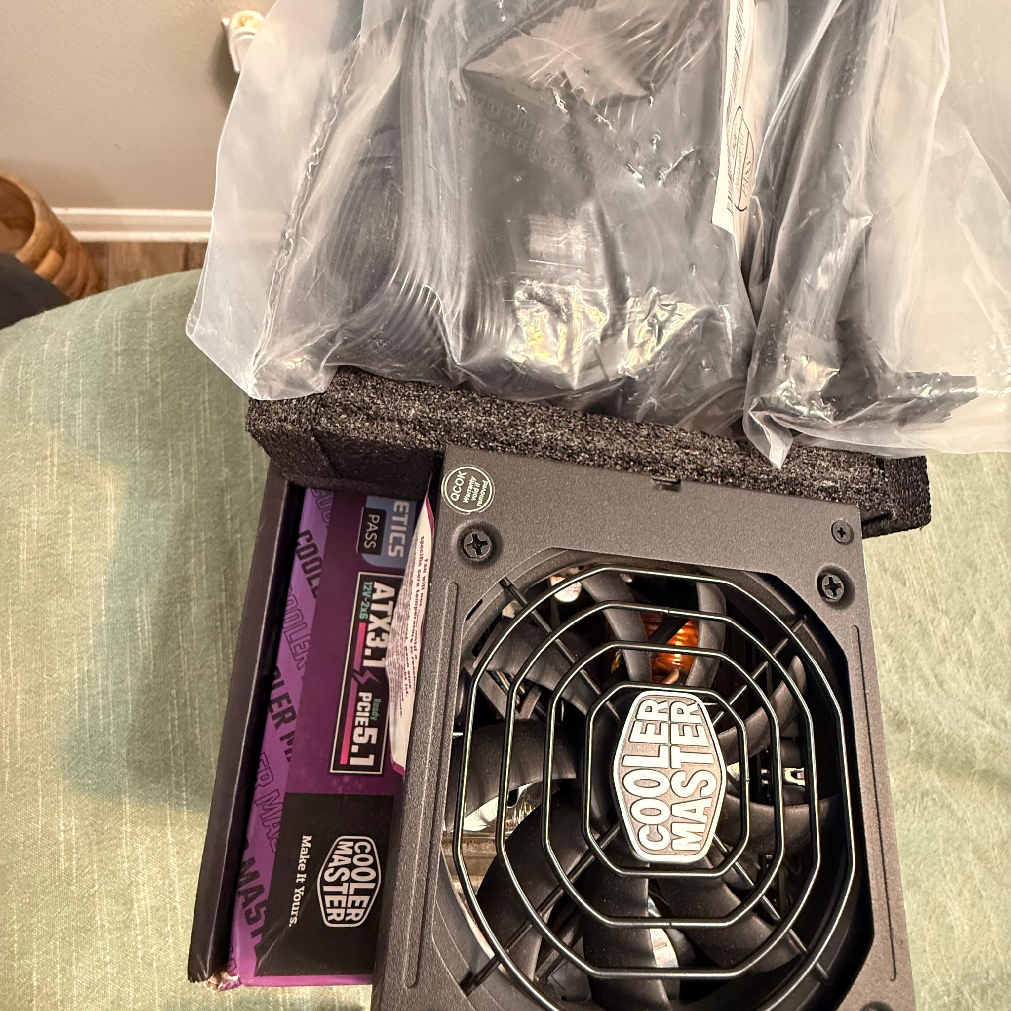 Cooler Master MWE Gold 850 - V2 SFX / ITX w/ bracket