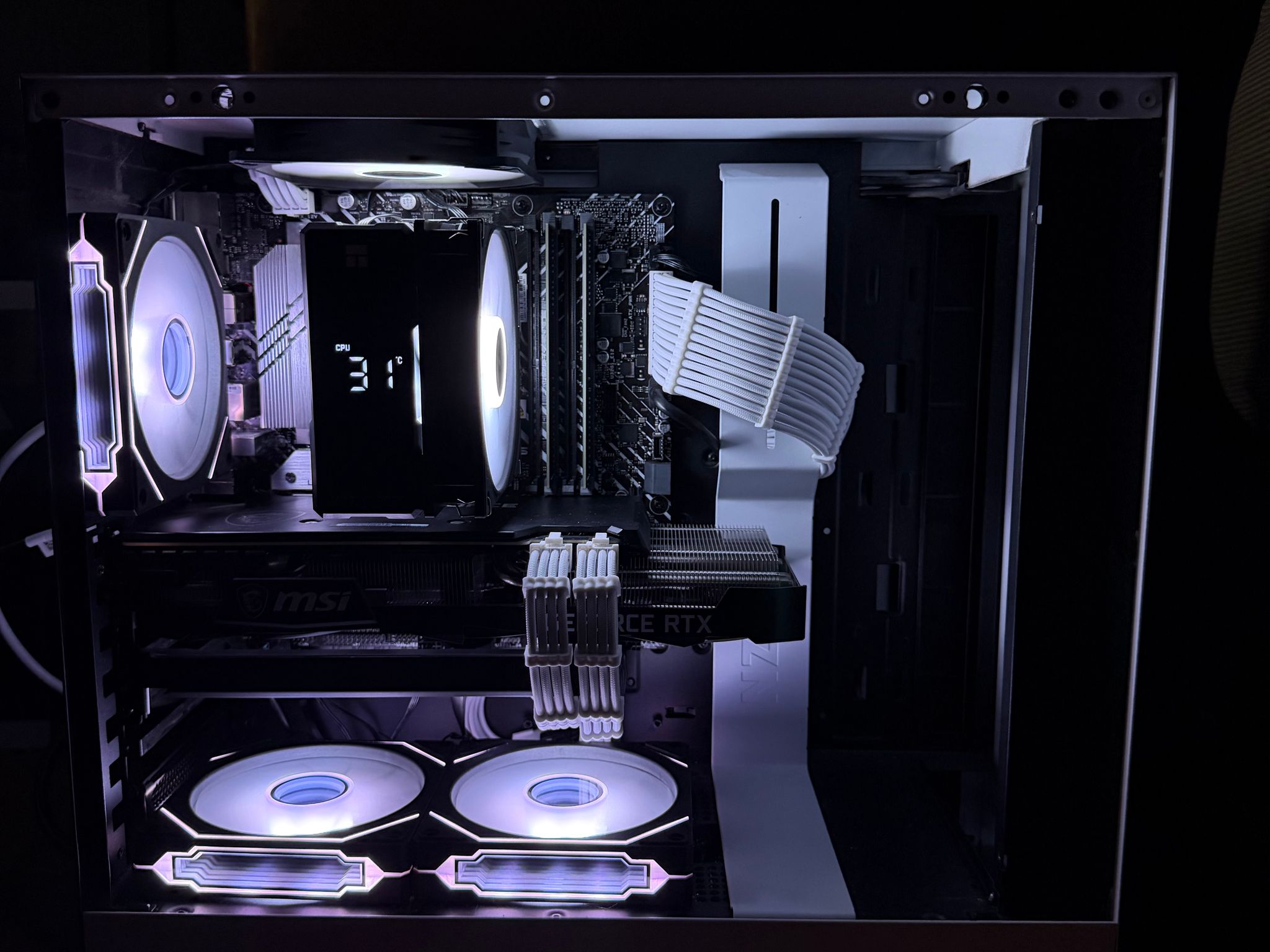 Custom White Gaming PC | RTX 3070 | i5-12400F | 2.25TB | WiFi | Windows 11 | Plug & Play