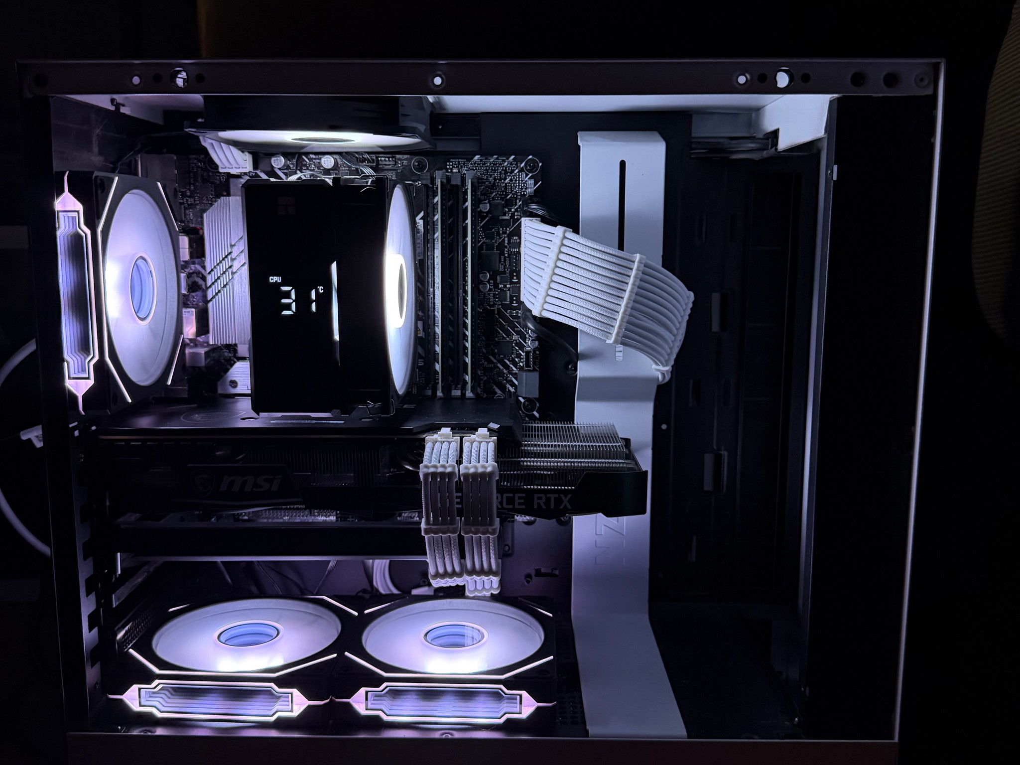 Custom White Gaming PC | RTX 3070 | i5-12400F | 2.25TB | WiFi | Windows 11 | Plug & Play