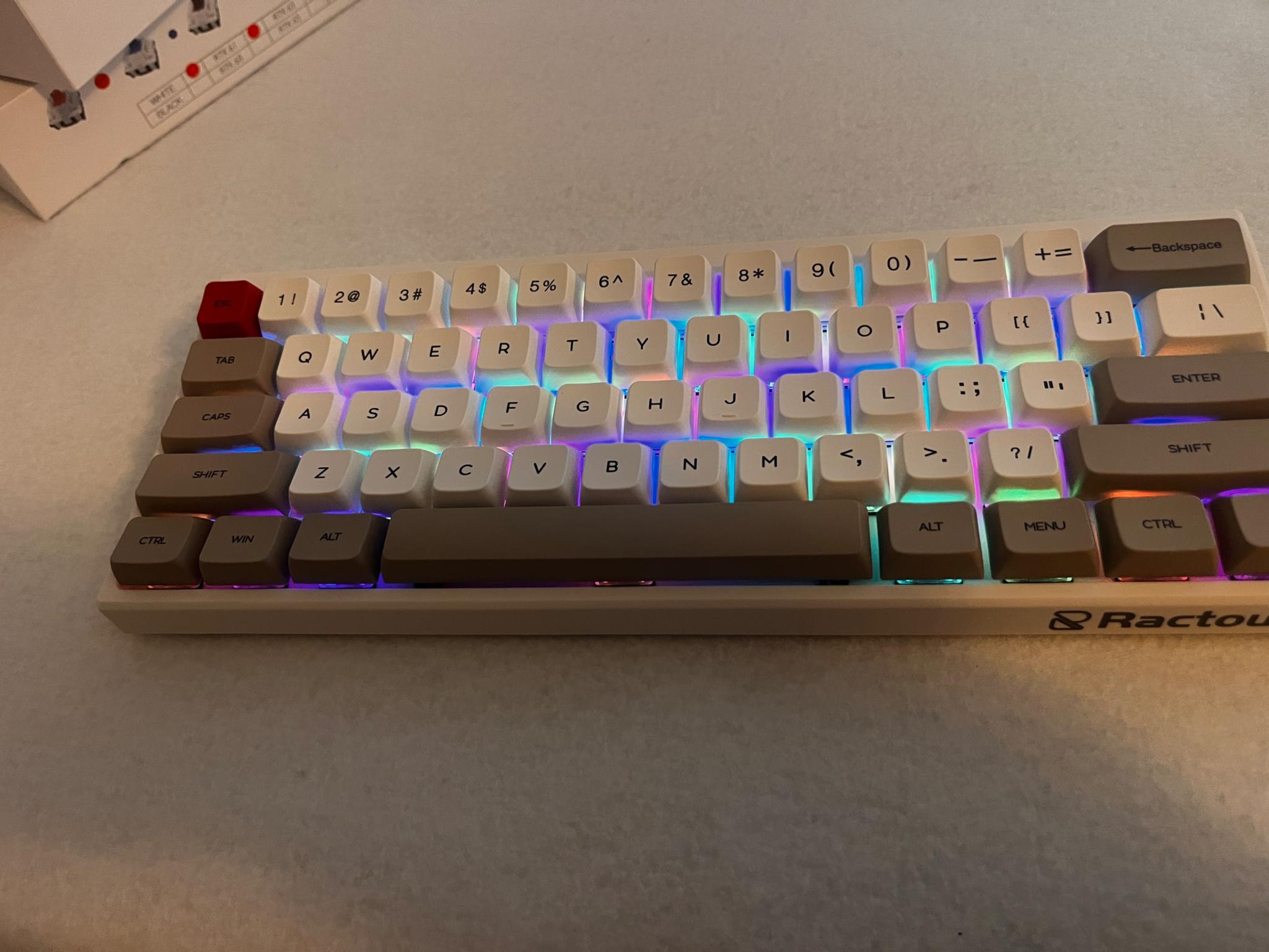Ractous Design gaming keyboard Blue Optical switches.