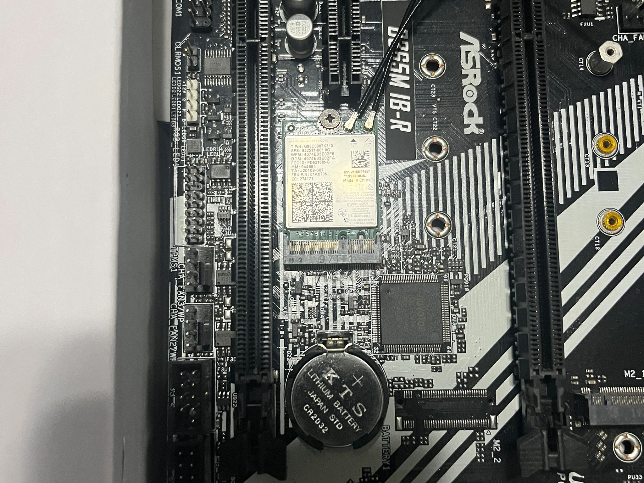 ASRock B365M IB-R Motherboard with Intel i5 9400F 2.9 Ghz CPU and 64 GB of DDR4 2666 Crucial Ram