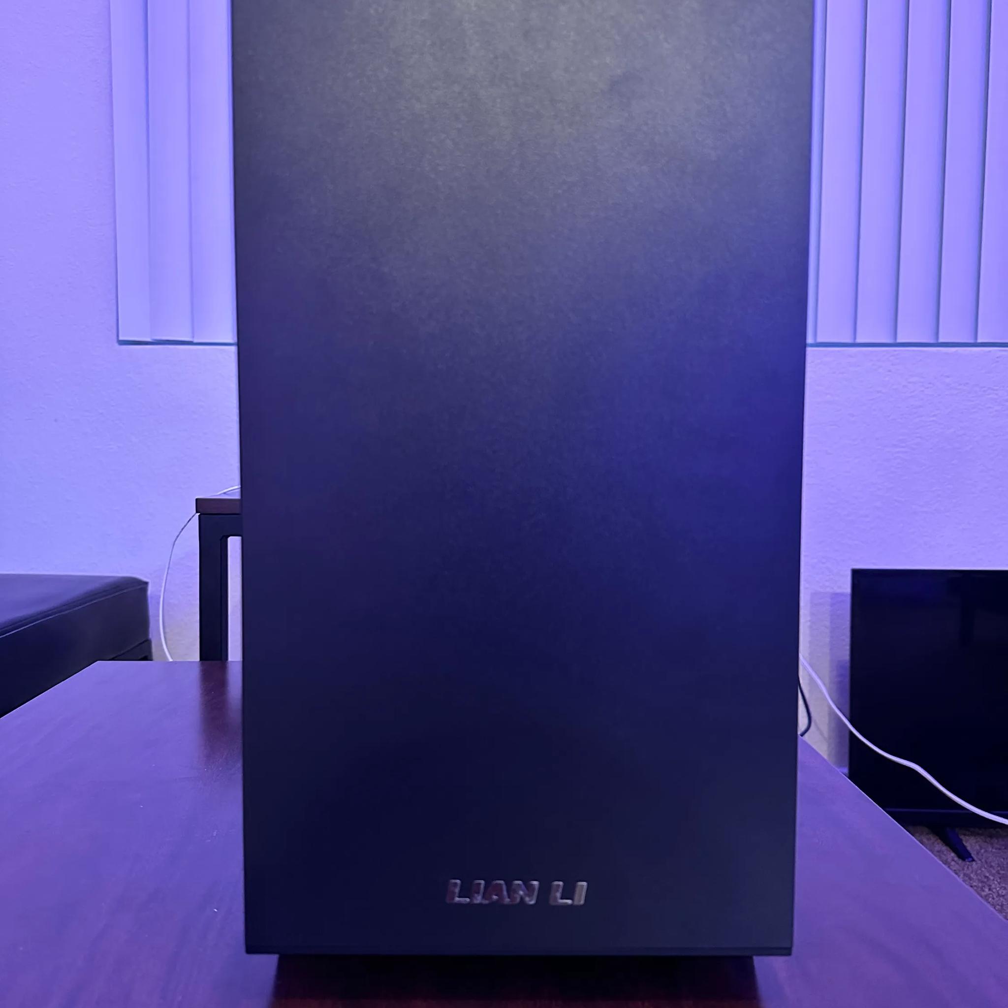 Ryzen 5 2400g/RTX 3050/16gb 3200mhz Custom Gaming PC