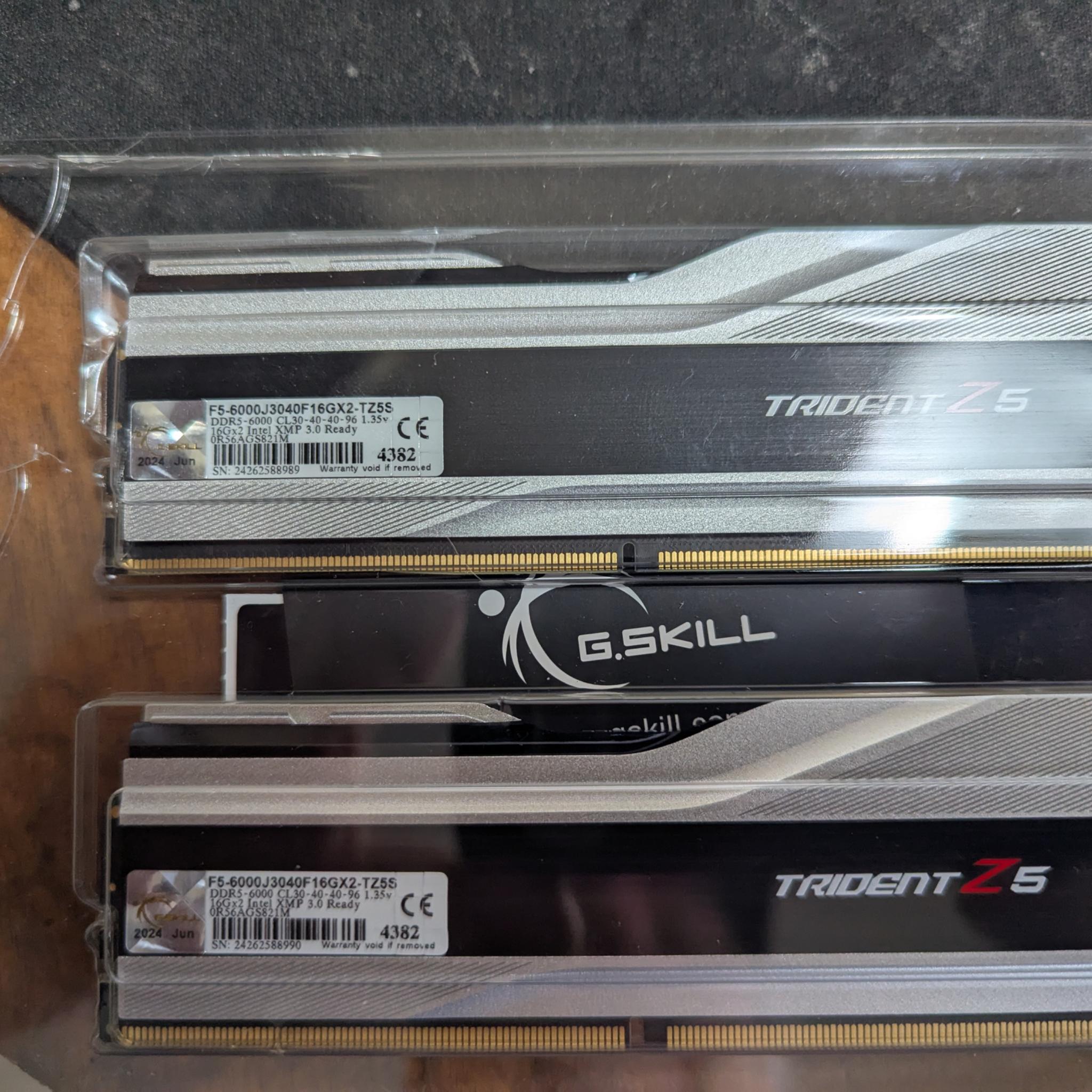 G.Skill Trident Z5 Series 32GB (2x16GB) 288-Pin PC RAM DDR5 6000 (PC5 48000) CL30