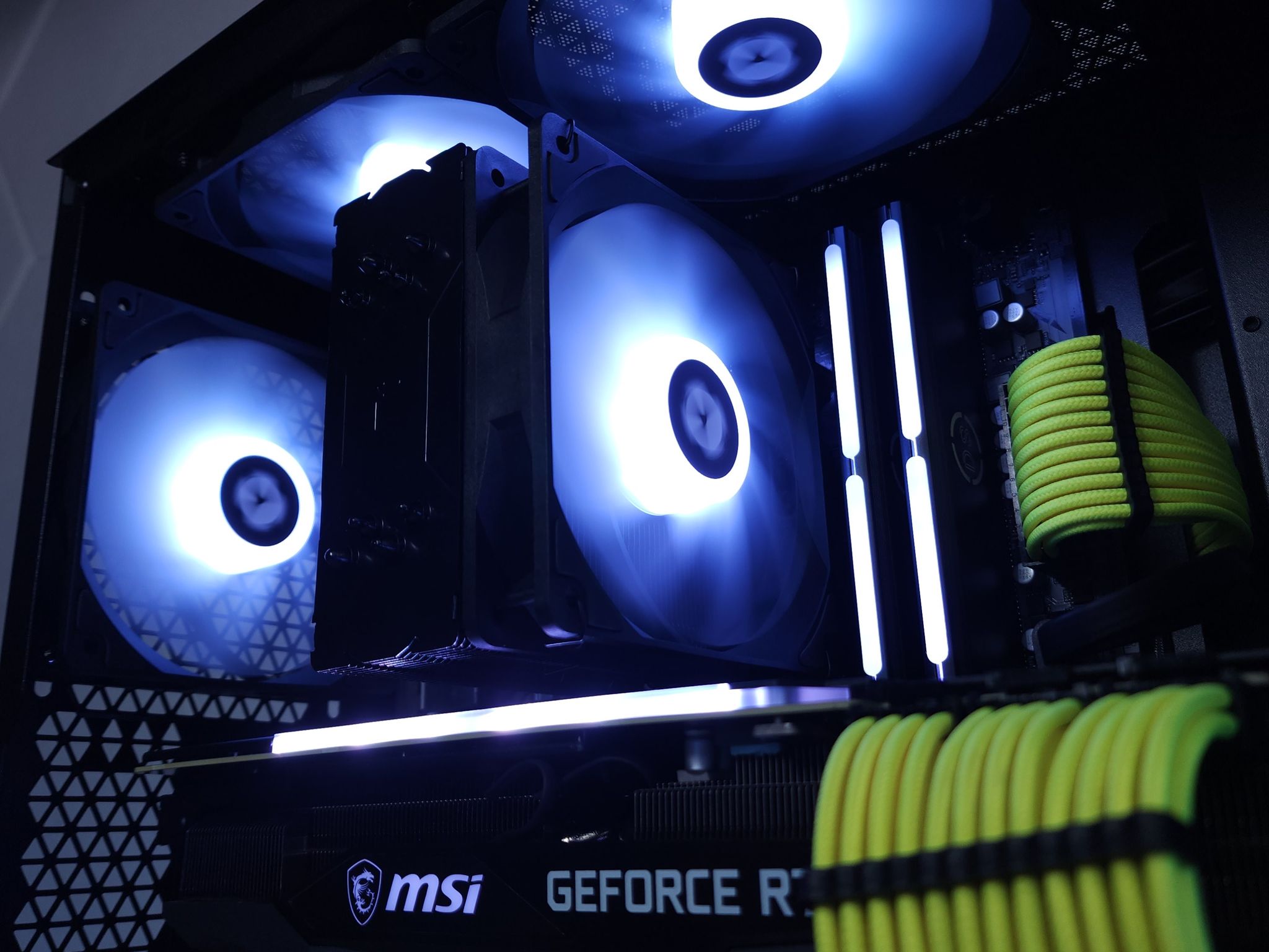 💚🤍1440p Gaming | RTX 3080 12G | Ryzen 5 5600 | 32GB 3200MHz | 1TB NVMe SSD | FREE SHIPPING