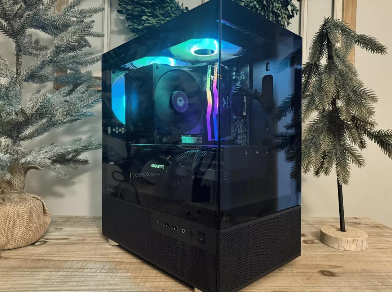 NEW Custom Gaming PC - Ryzen 7 5700X - RX 7700XT - 16GB DDR4 3600MHz - 1TB NVMe