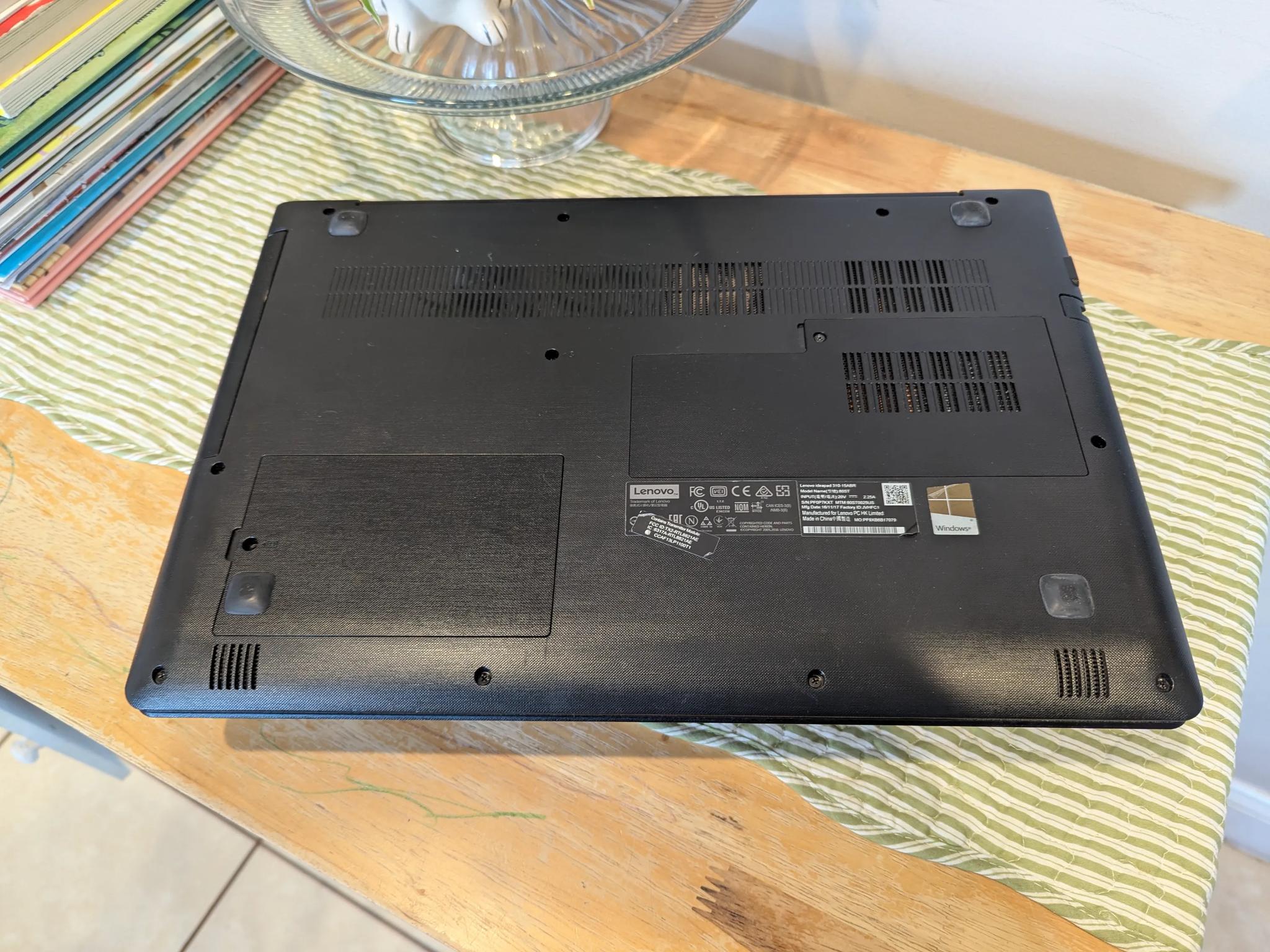 Lenovo 310 - AMD A10 9600p 12GB RAM - 128GB SSD Laptop 15.6 inch 15abr