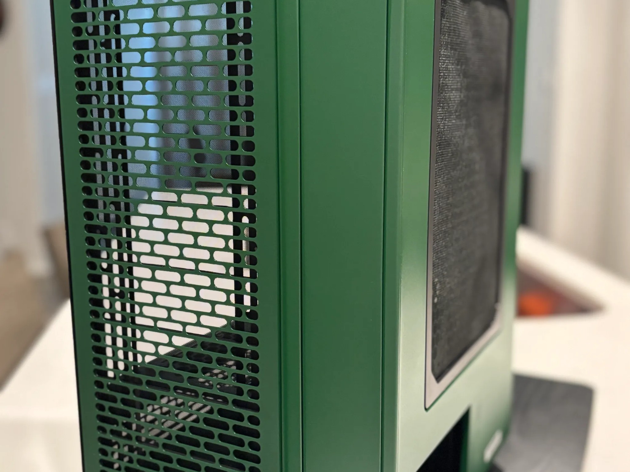 Thermaltake Tower 600