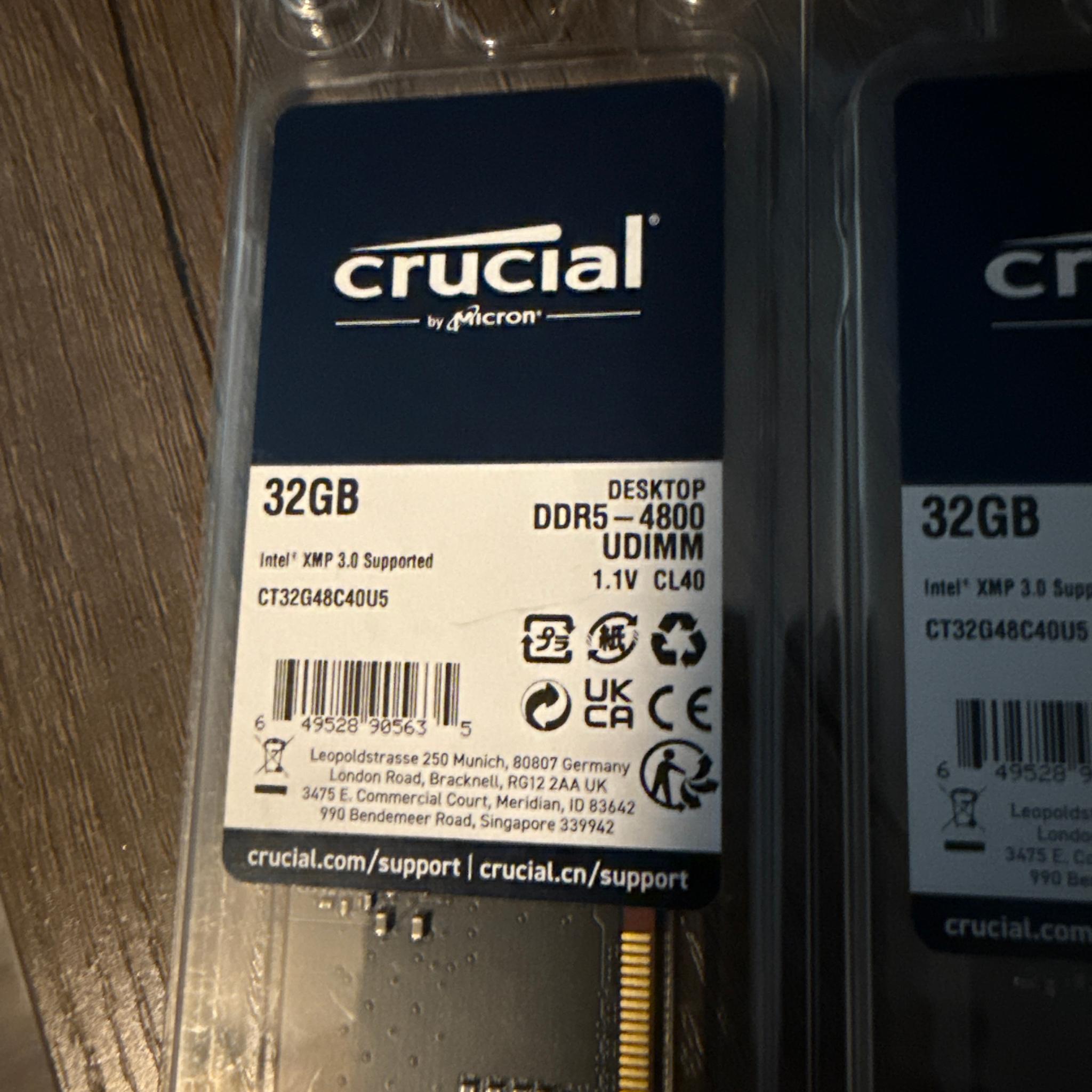 2x Crucial 32GB DDR5 (64GB)