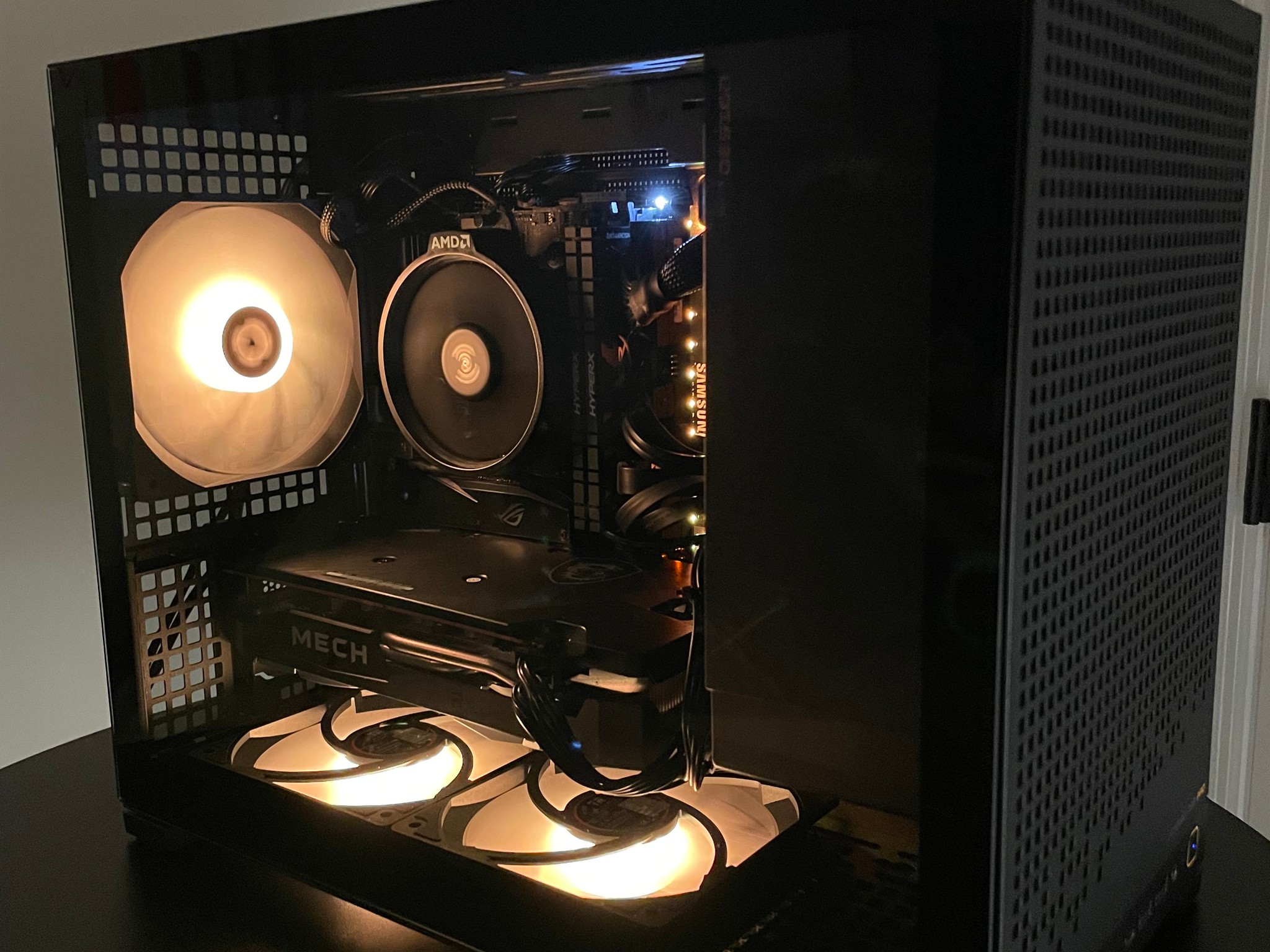 Small Form Factor Gaming PC | RX 6600XT + Ryzen 5 5500 | 16GB RAM | ~1TB SSD