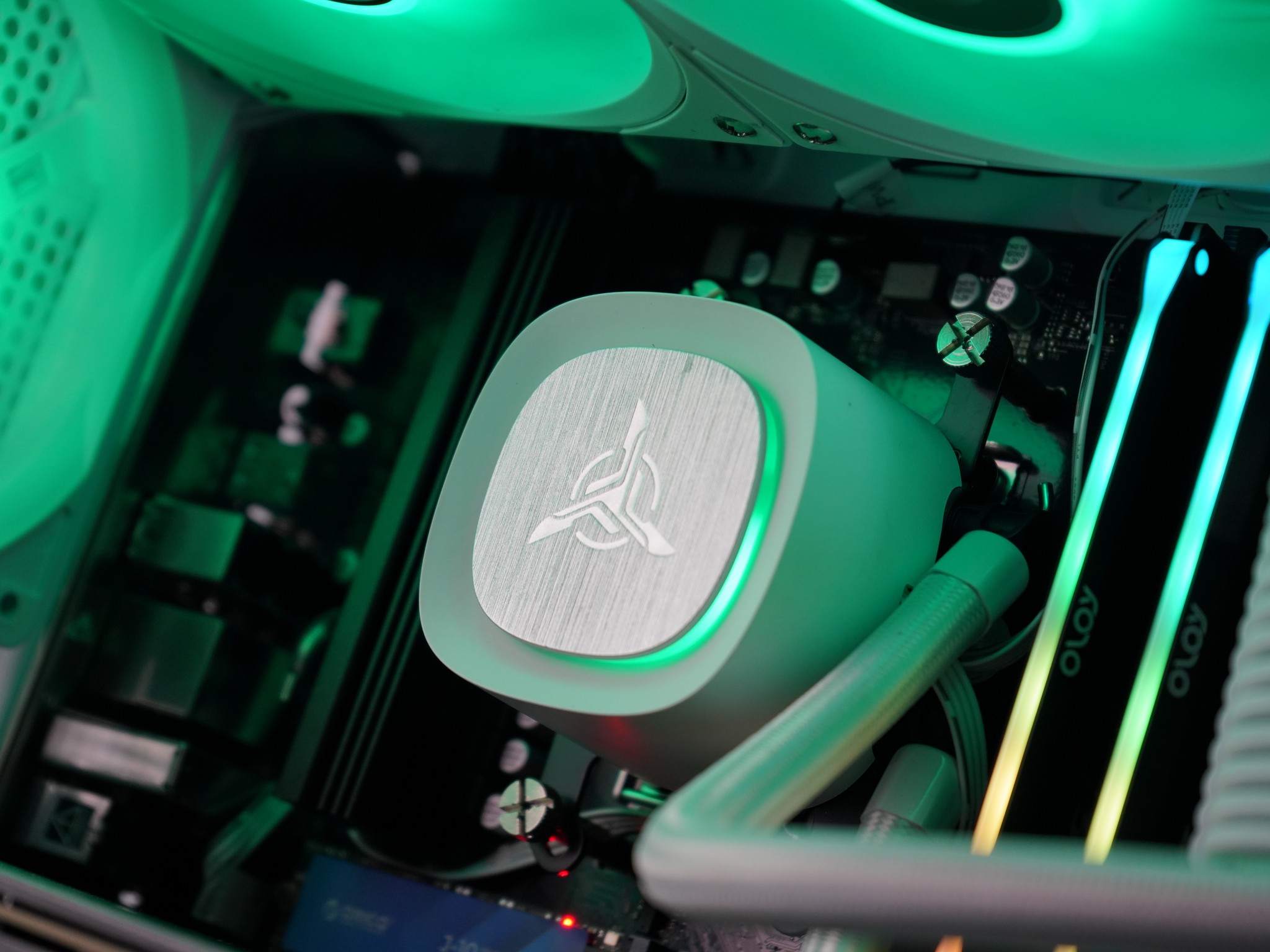 🤍✨💎 AETHERIS - RTX 4070TI | Ryzen 9 | 32GB DDR5 | 2TB M.2 NVME SSD 💎✨🤍