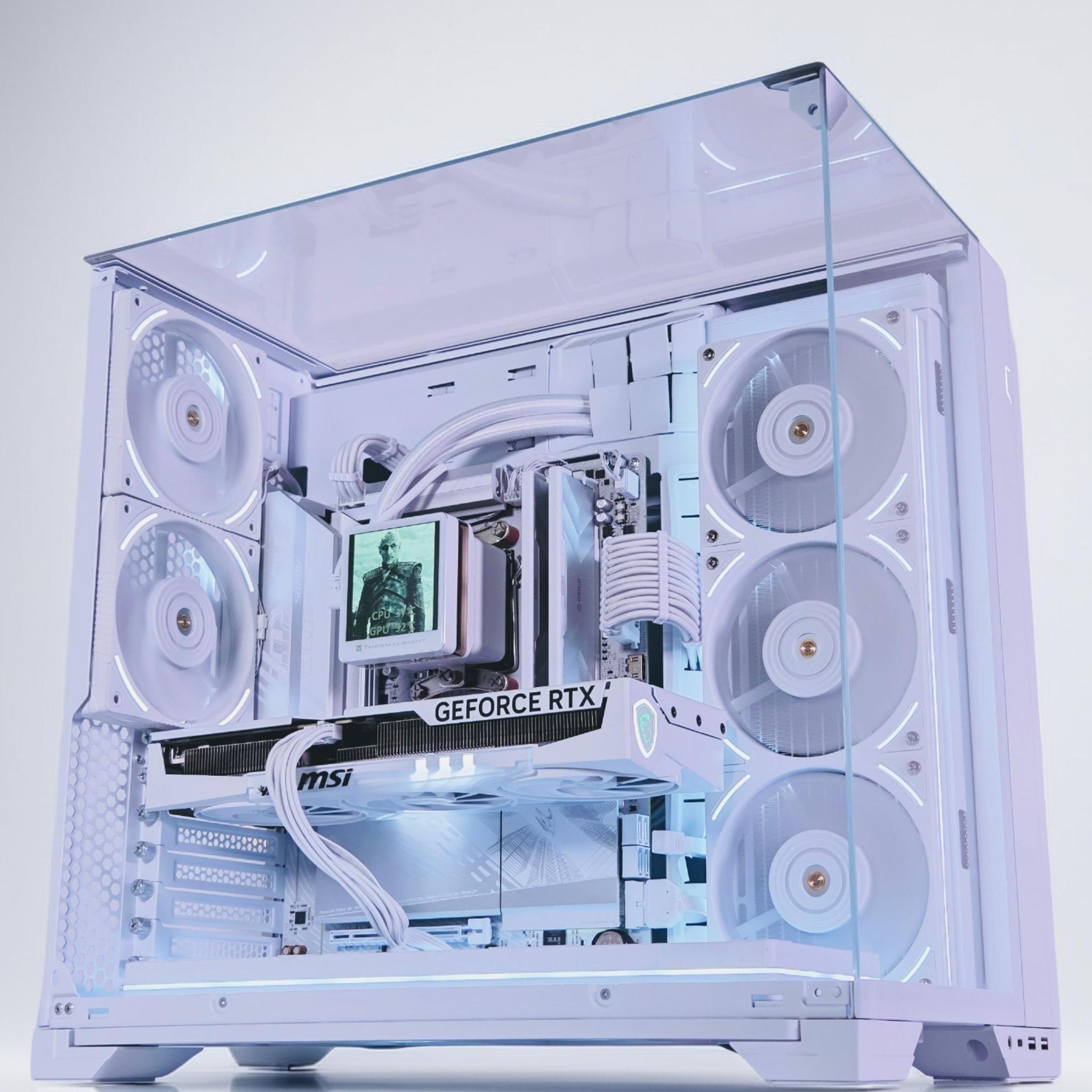 🧊👑 Night King 3🧟‍♂️🗡️ Nvidia RTX 5070 Ti 16GB❄️AMD Ryzen 7 9850X3D❄️32GB DDR5❄️2TB NVME