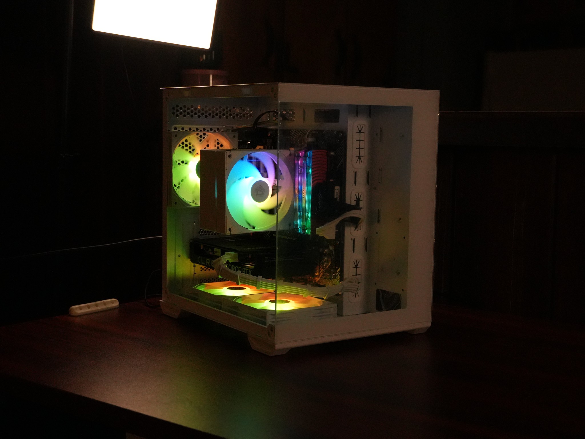 Hydrageddon | RYZEN 7 5700 | RTX 4060 | 16GB DDR4 | 500GB M.2 | WINDOWS 11 + WIFI & BT